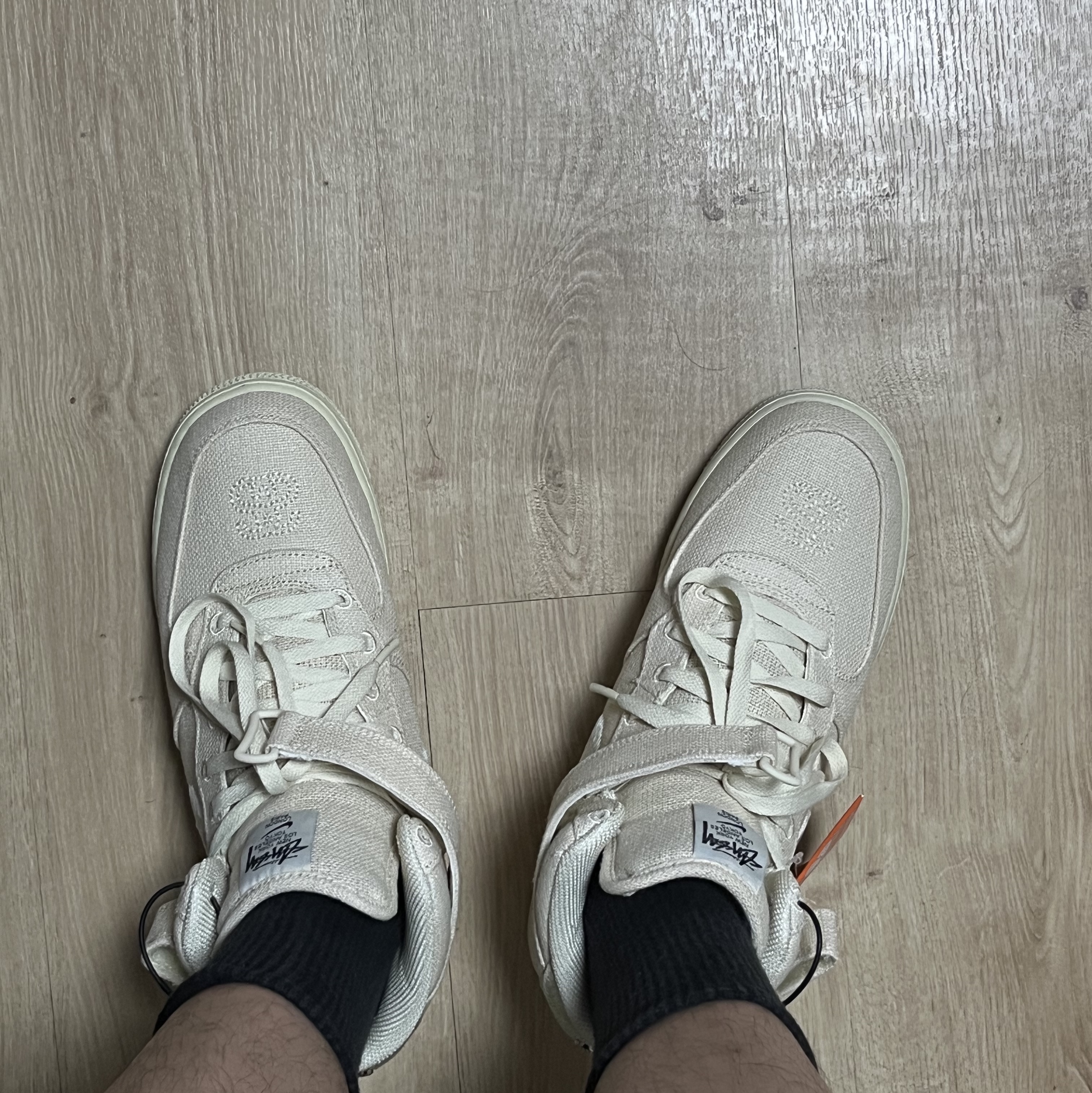 Nike x Stussy Air Force 1 '07 Mid SP Fossil 착용 스타일 - 1