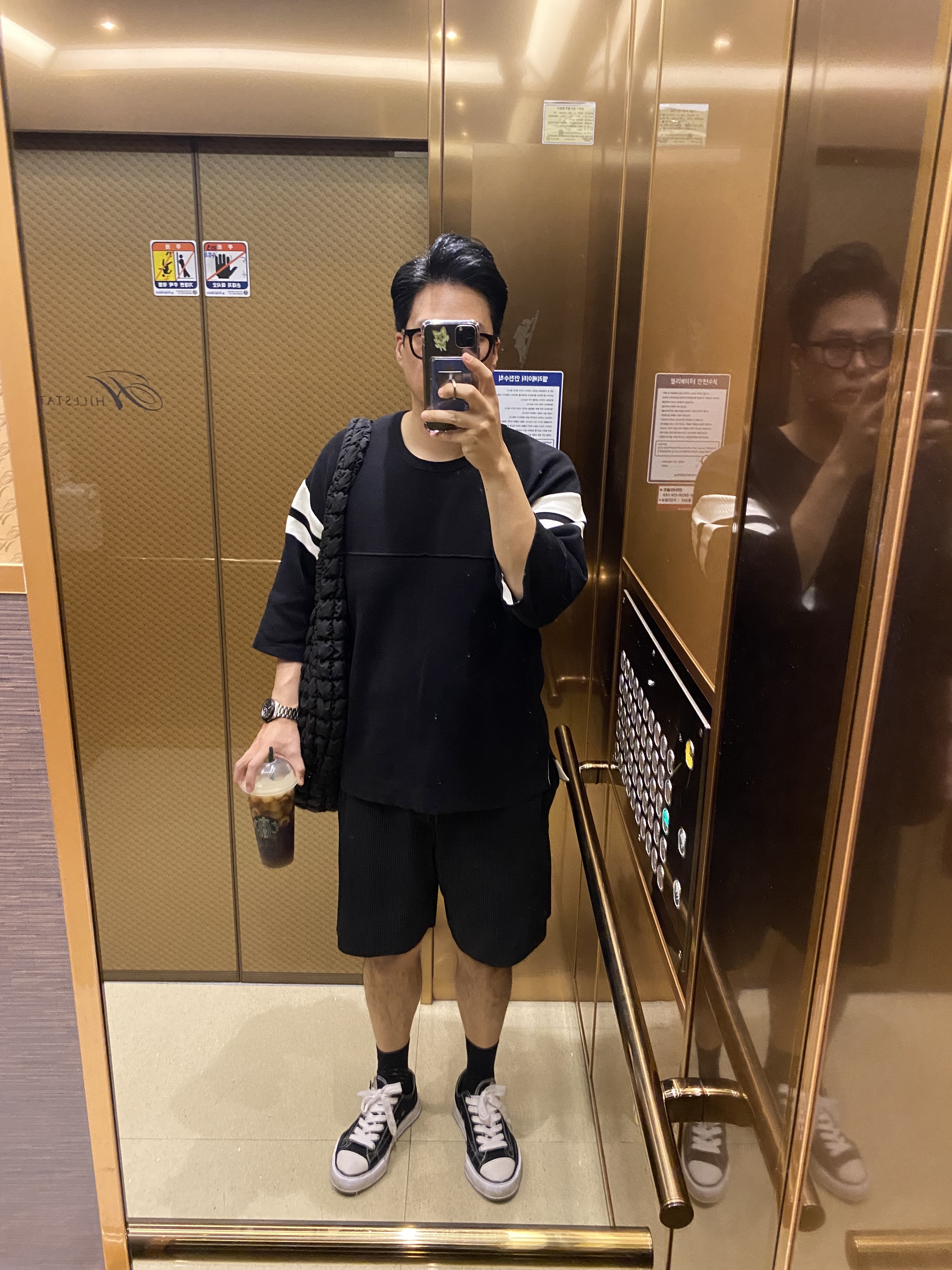 Maison Mihara Yasuhiro Peterson OG Sole Canvas Low Sneakers Black 착용 스타일