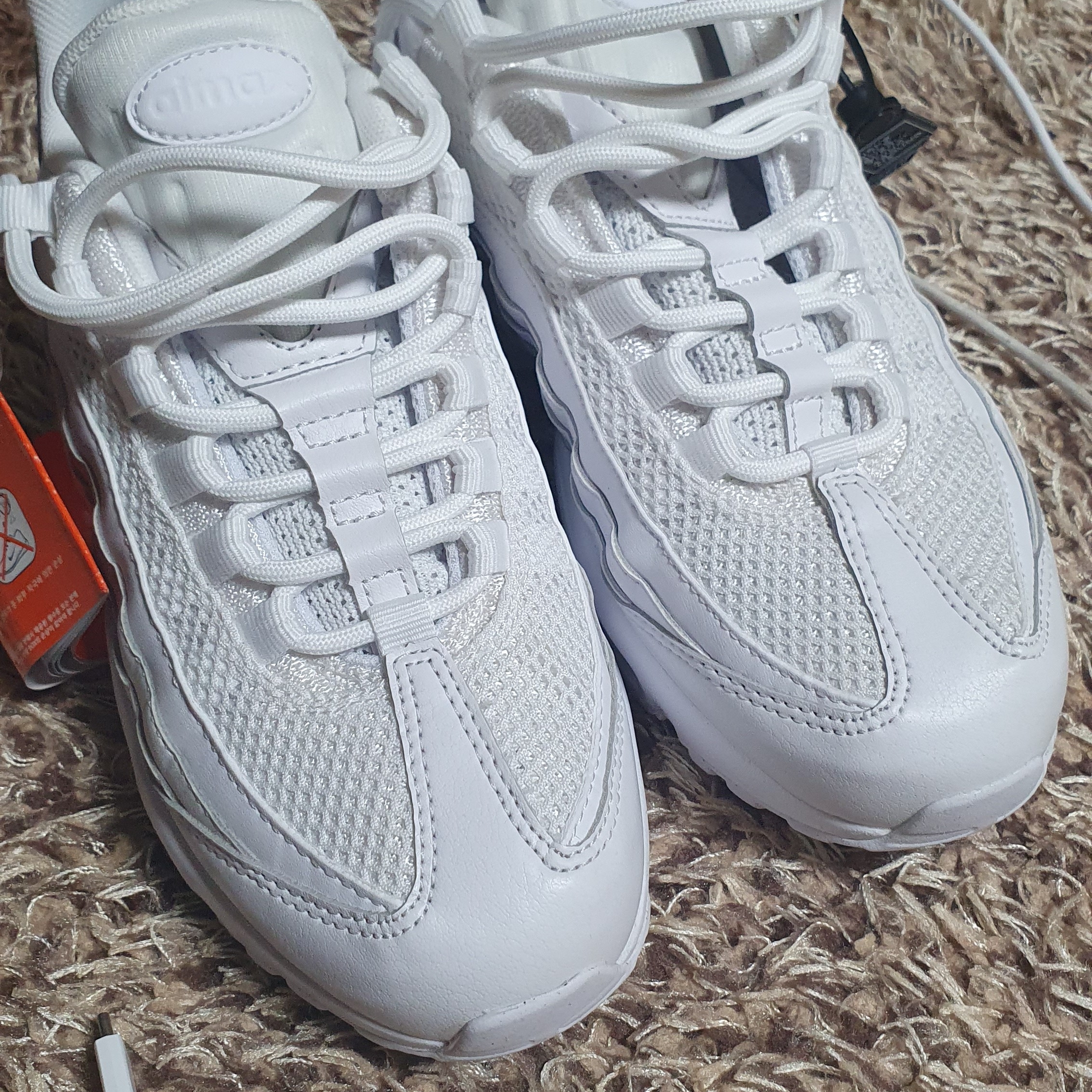 (W) Nike Air Max 95 Next Nature White 착용 스타일