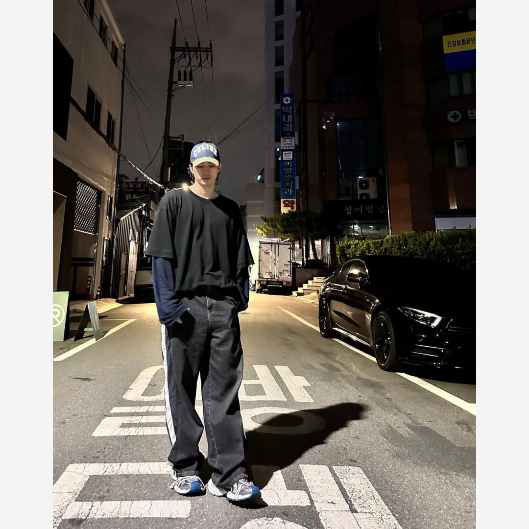 Balenciaga 3XL Sneakers Grey White Blue 착용 스타일 - 3