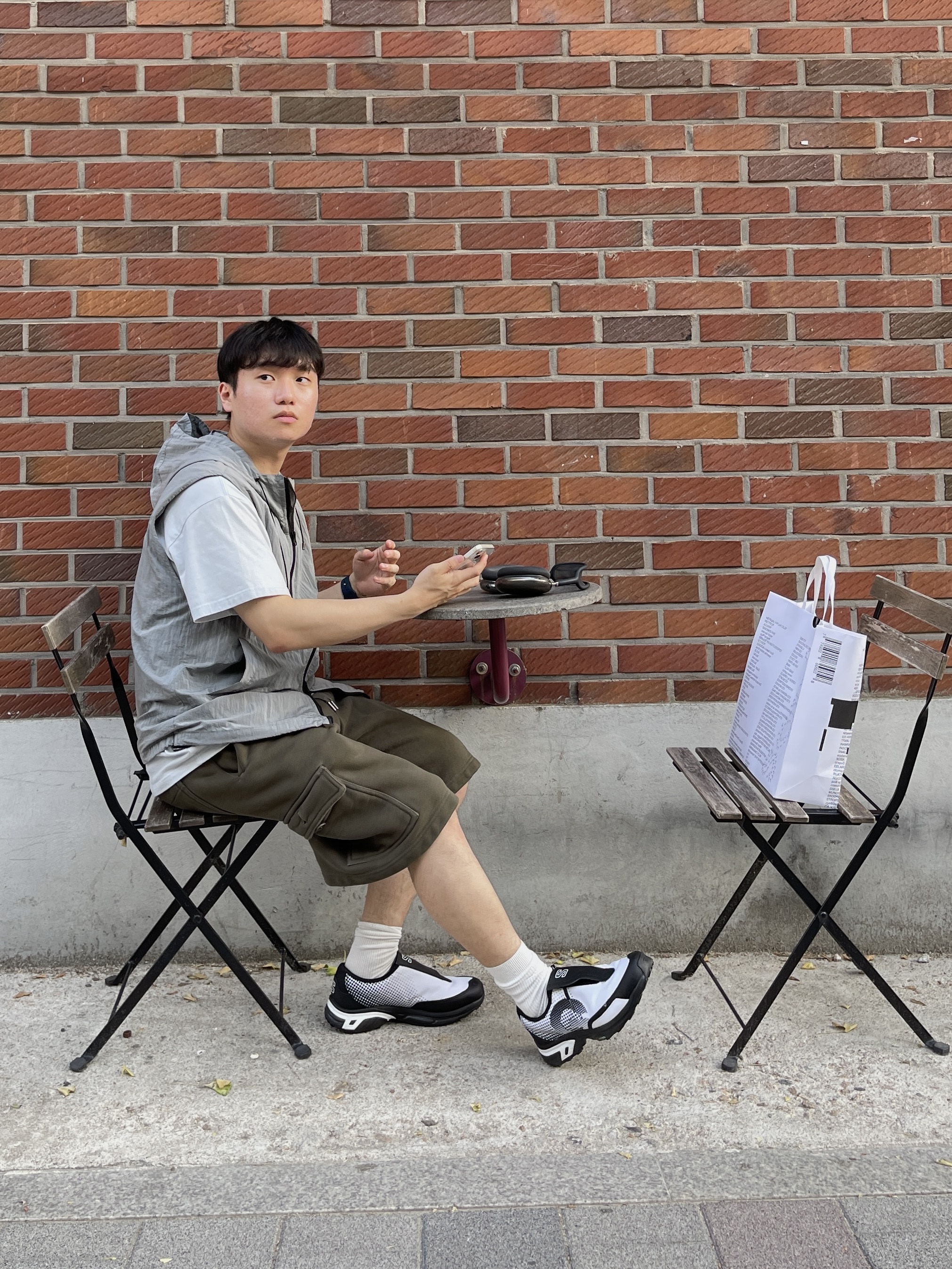 Salomon x Comme des Garcons Homme Plus SR901E White Black 착용 스타일