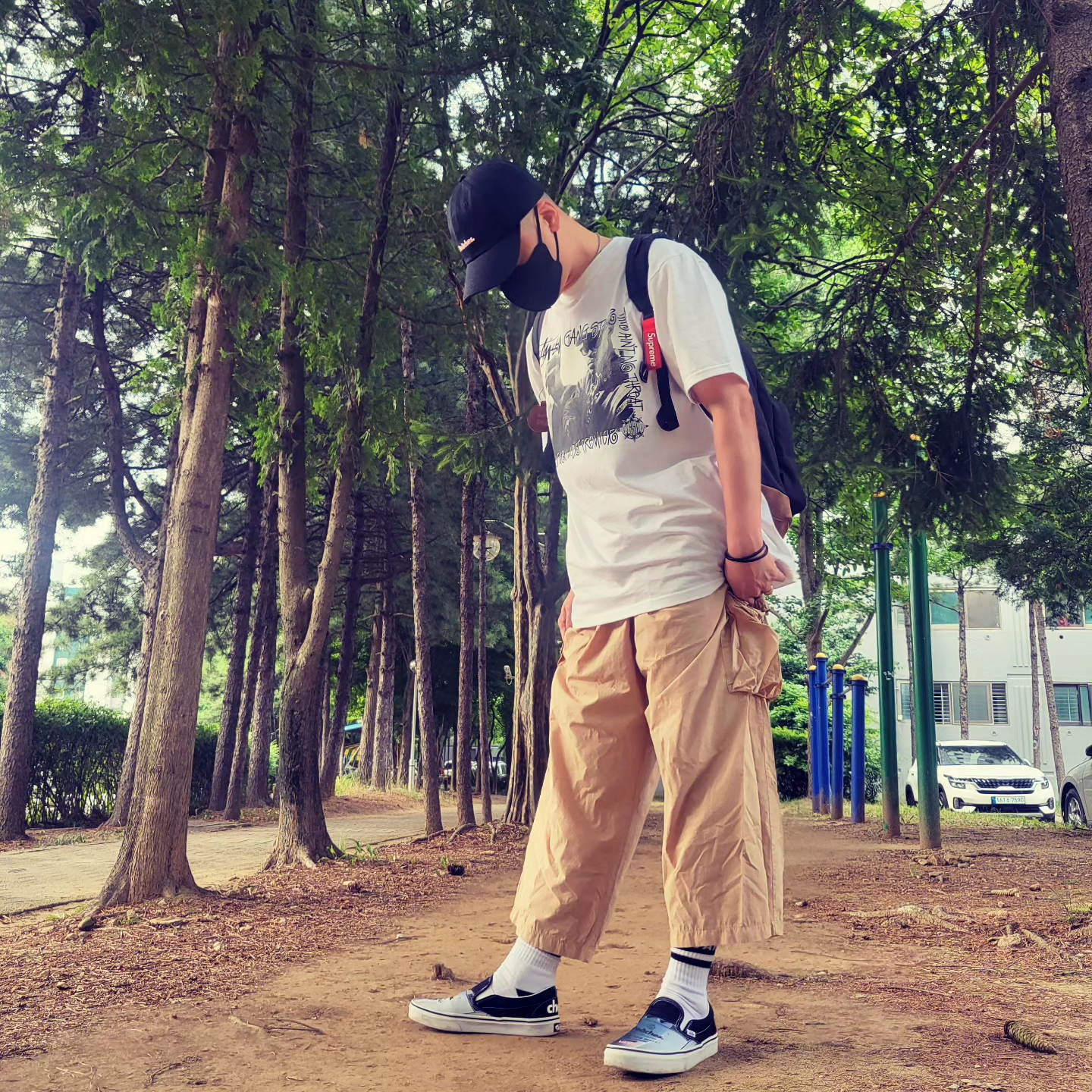 Stussy x Gang Starr Take It Personal T-Shirt White, Supreme Webbing Keychain Red - 23SS 착용 스타일 - 2