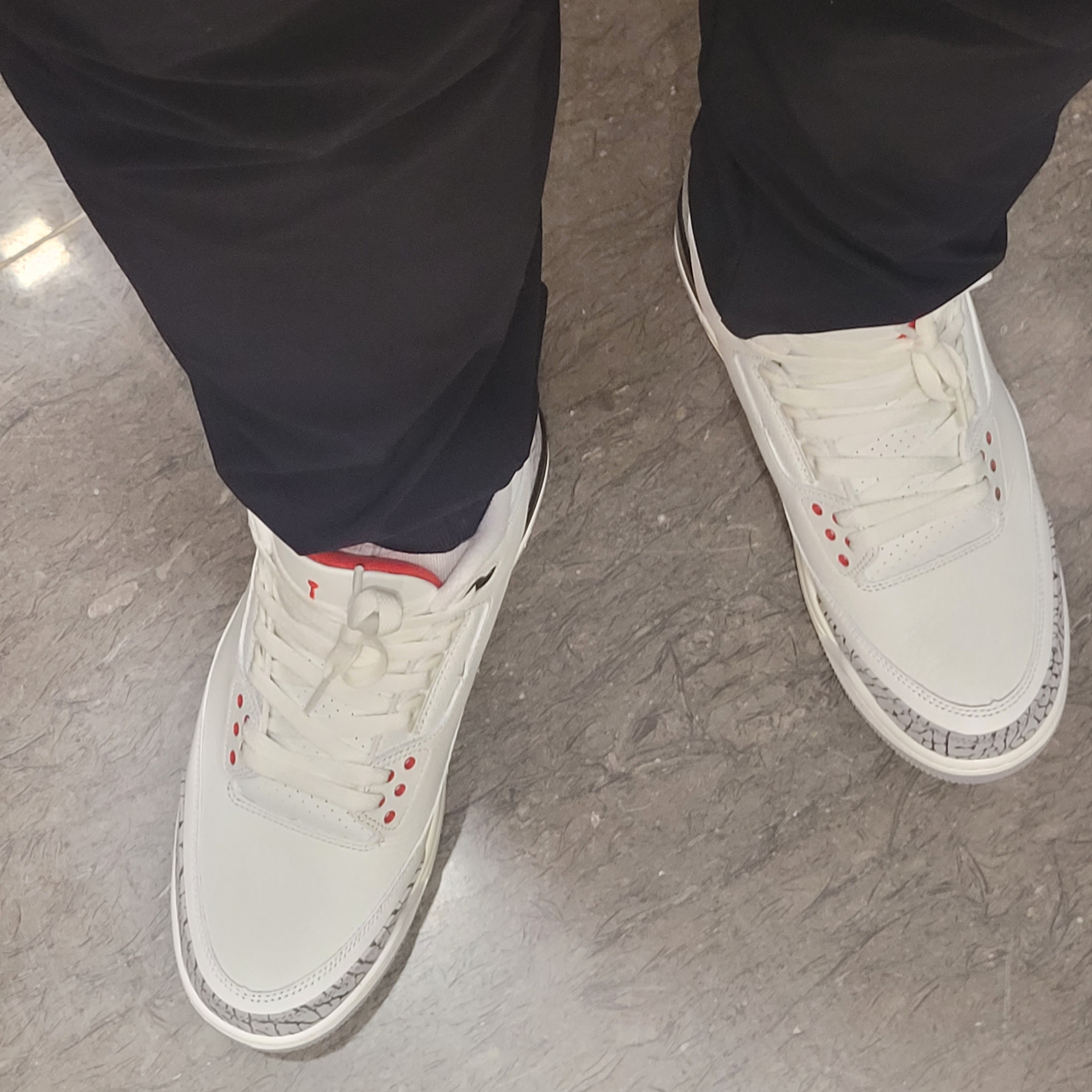 Jordan 3 Retro White Cement Reimagined 착용 스타일