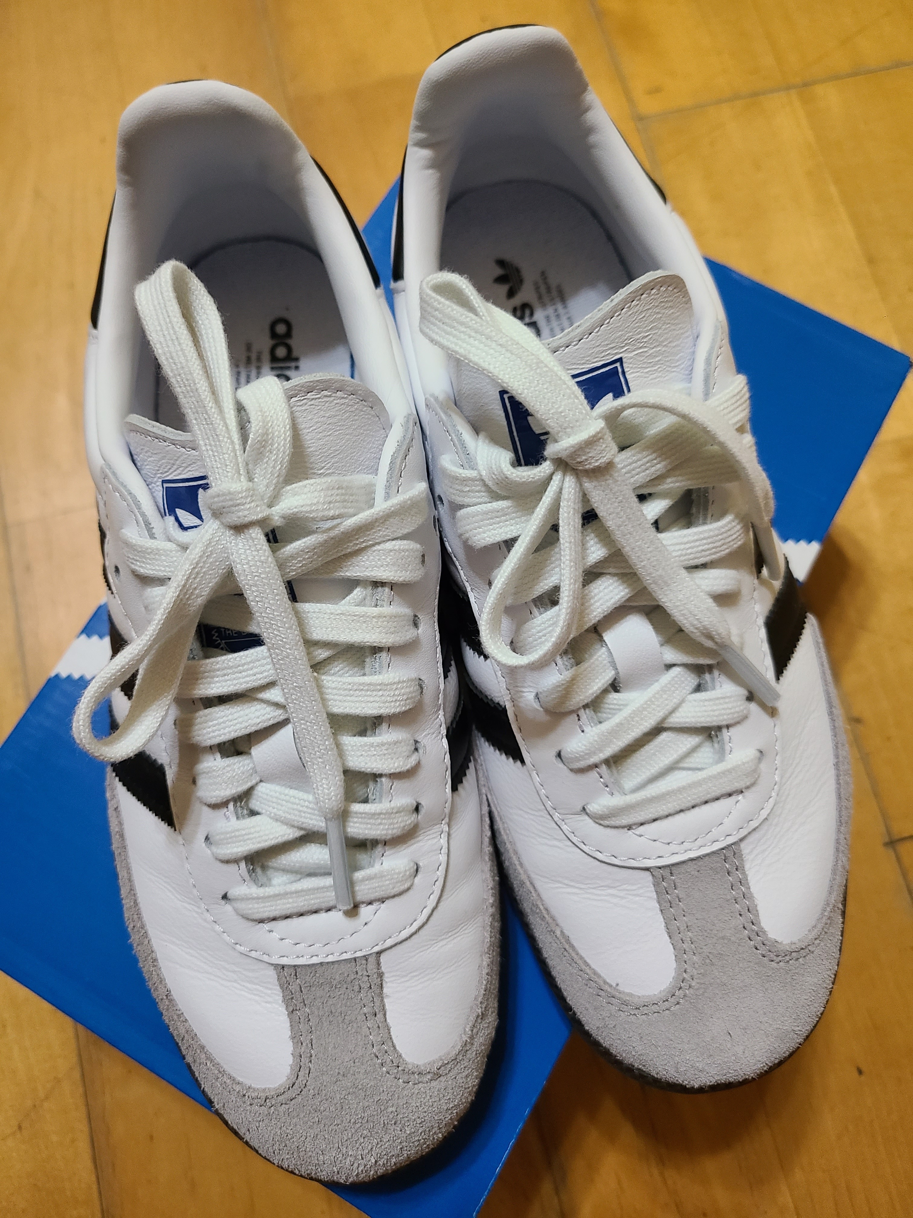 Adidas Samba OG Cloud White 착용 스타일