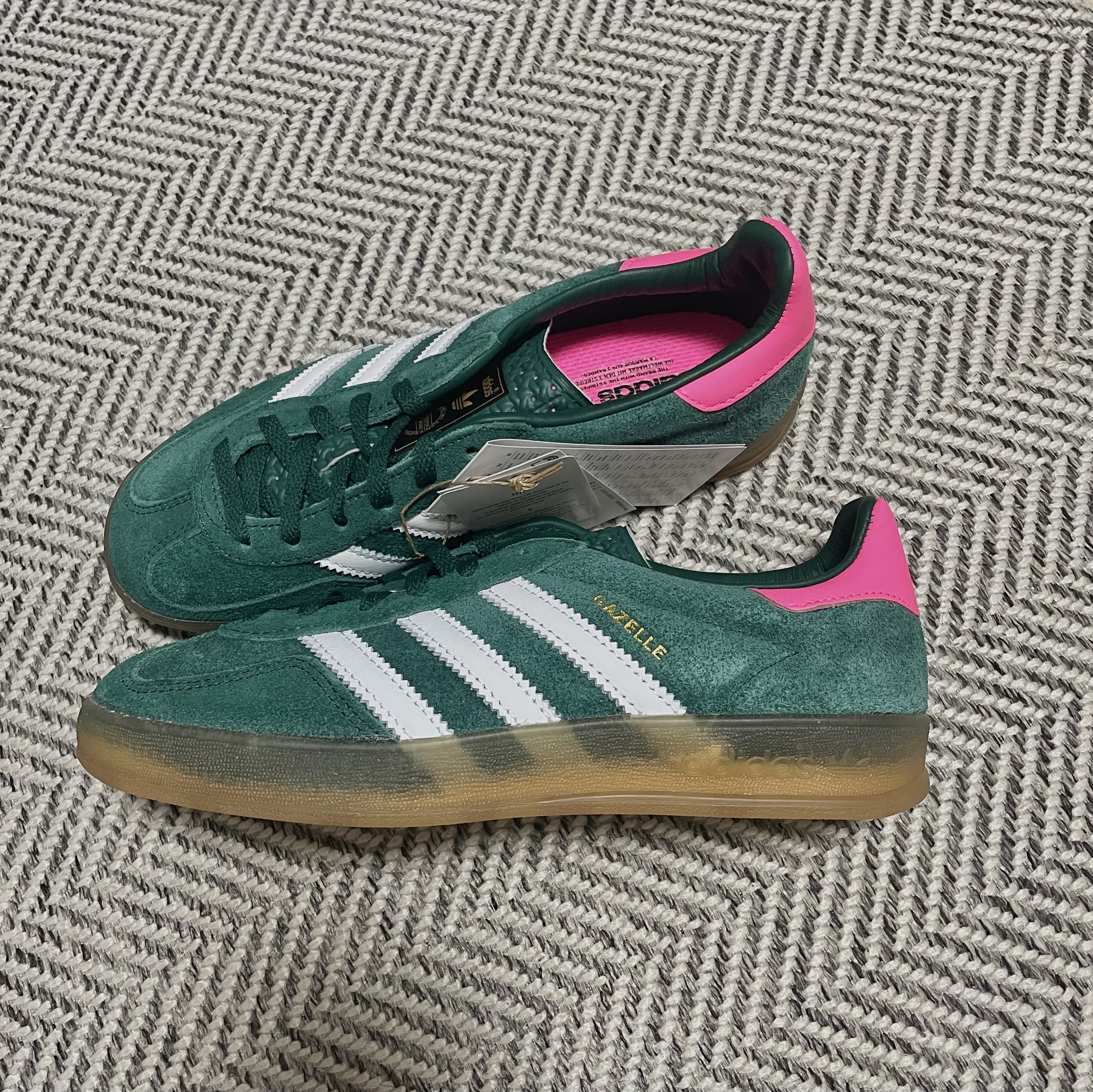 (W) Adidas Gazelle Indoor Collegiate Green 착용 스타일 - 1