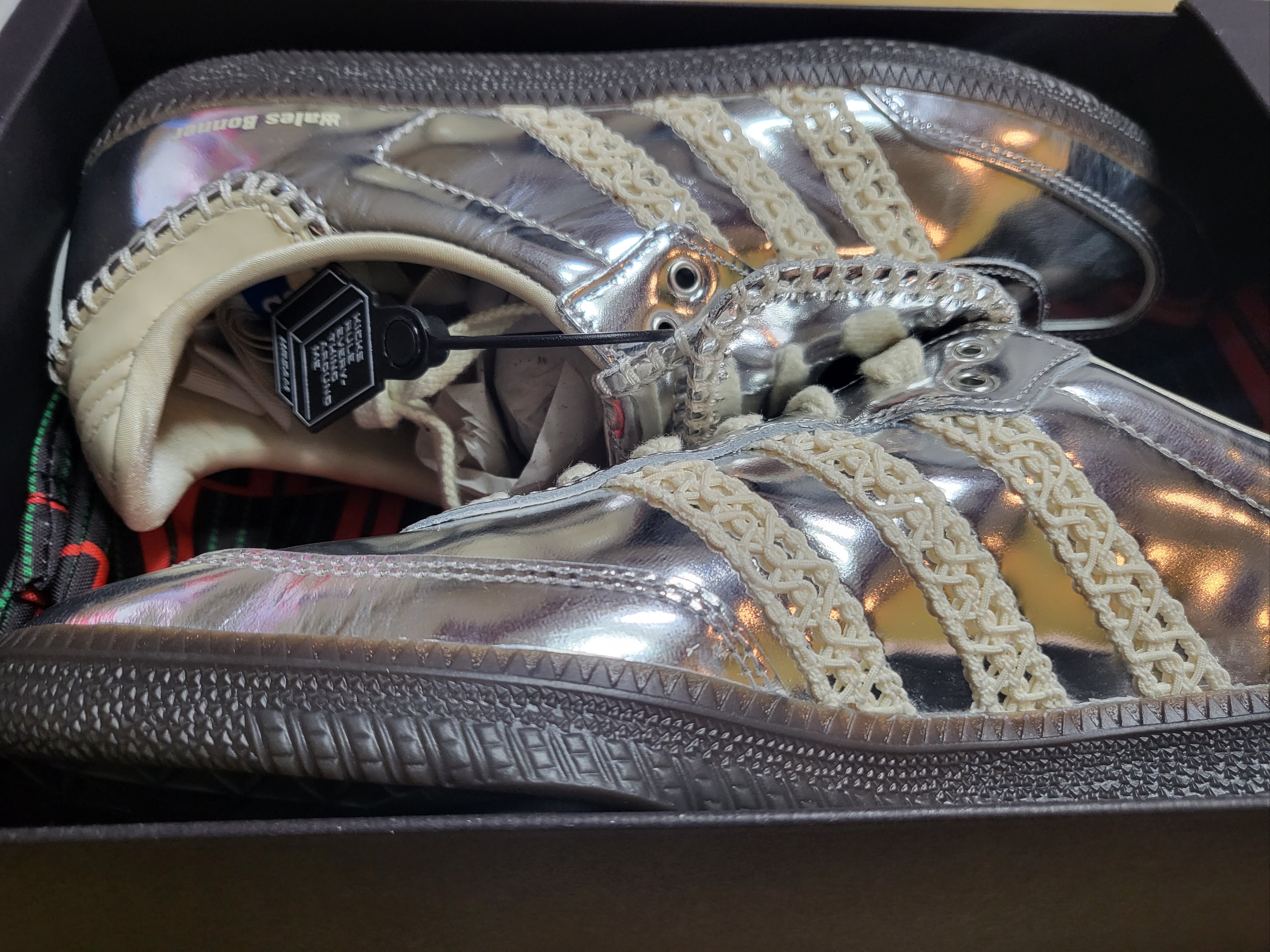 Adidas x Wales Bonner Samba Silver Metallic 착용 스타일