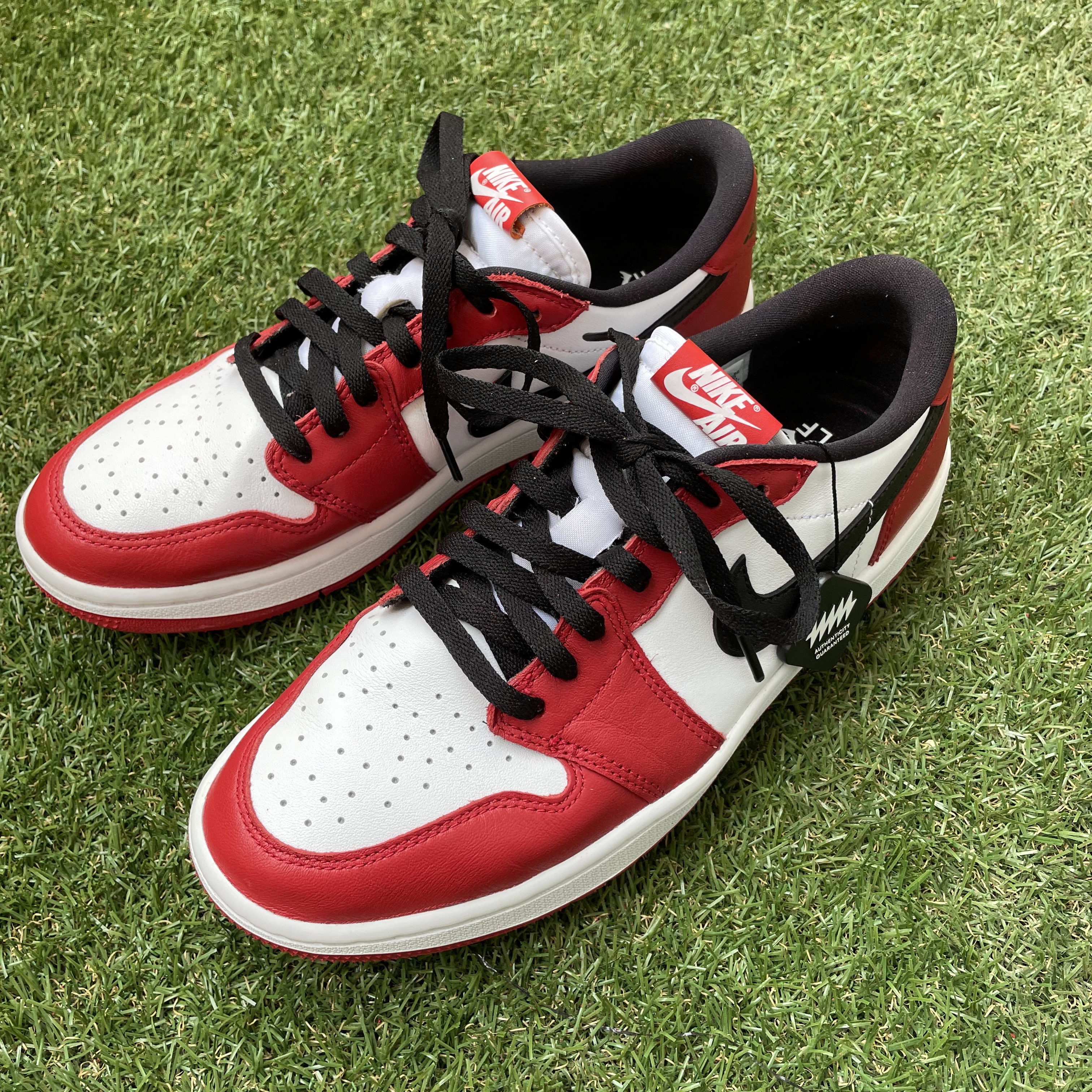 Jordan 1 Low Golf Chicago 착용 스타일 - 1
