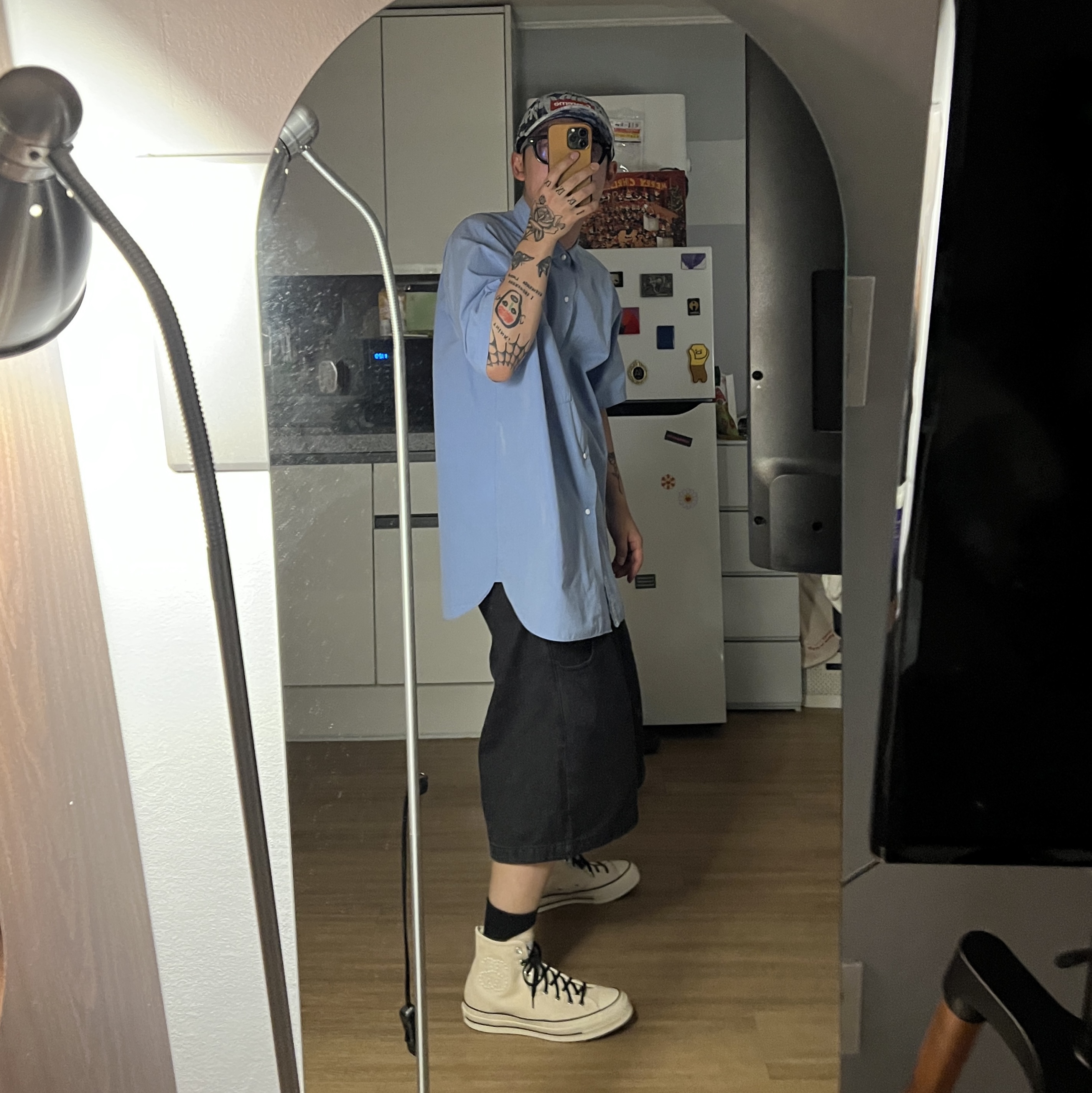 Converse x Stussy Chuck 70 High Natural Ivory, Supreme Fat Tip Jacquard Denim Camp Cap Blue - 22SS 착용 스타일 - 1