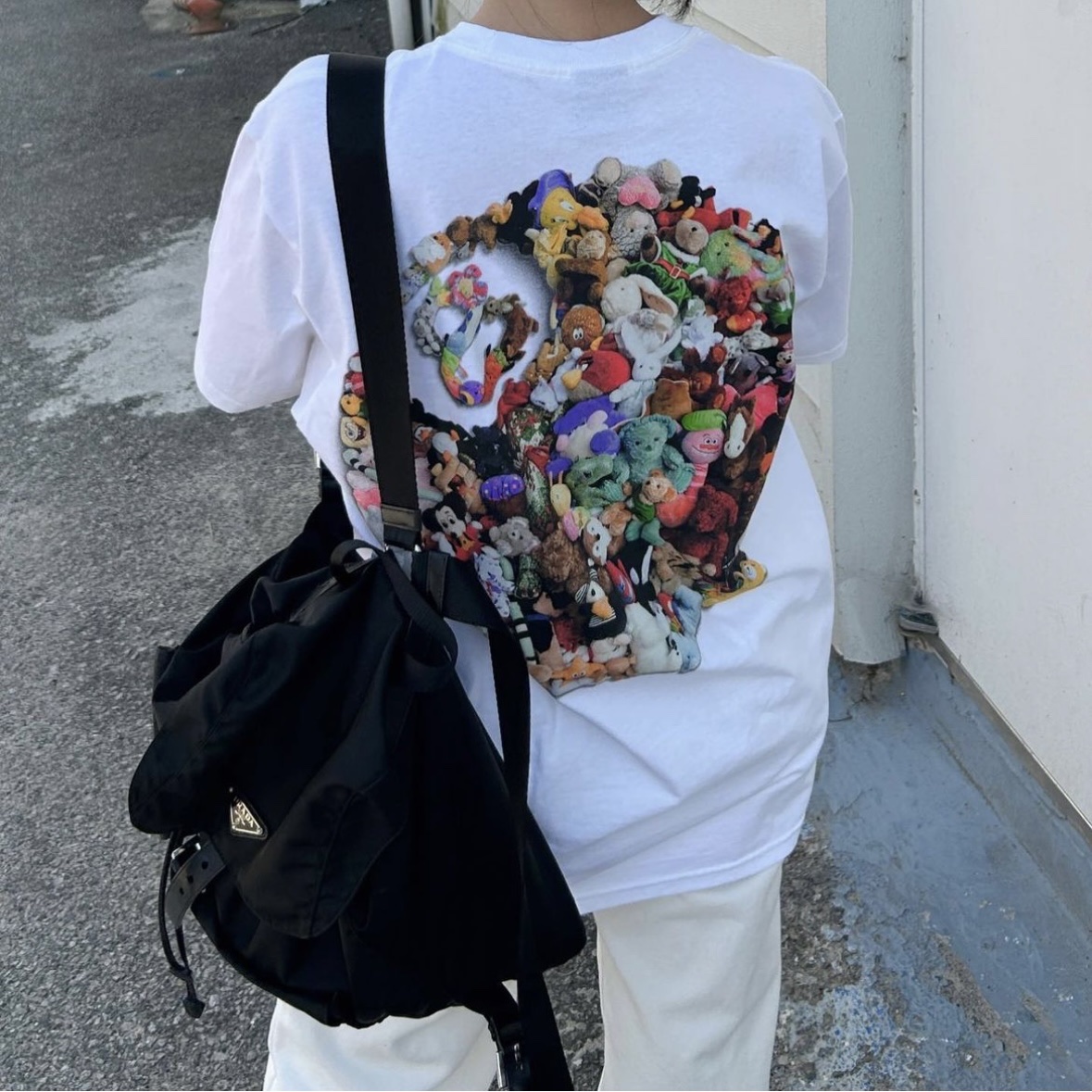 Stussy Plush T-Shirt White 착용 스타일 - 2