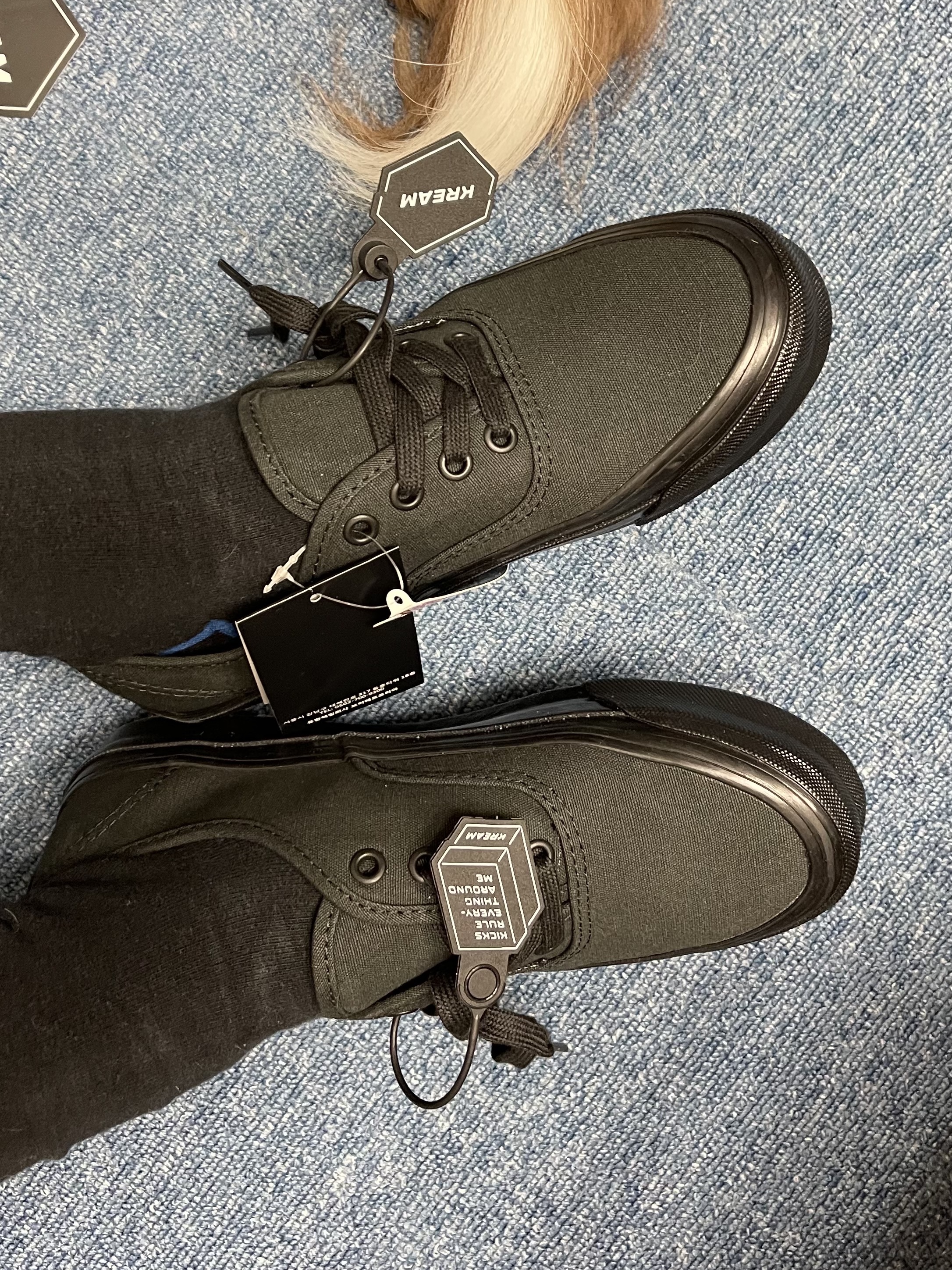 Vans Vault OG Authentic LX Black Black 착용 스타일