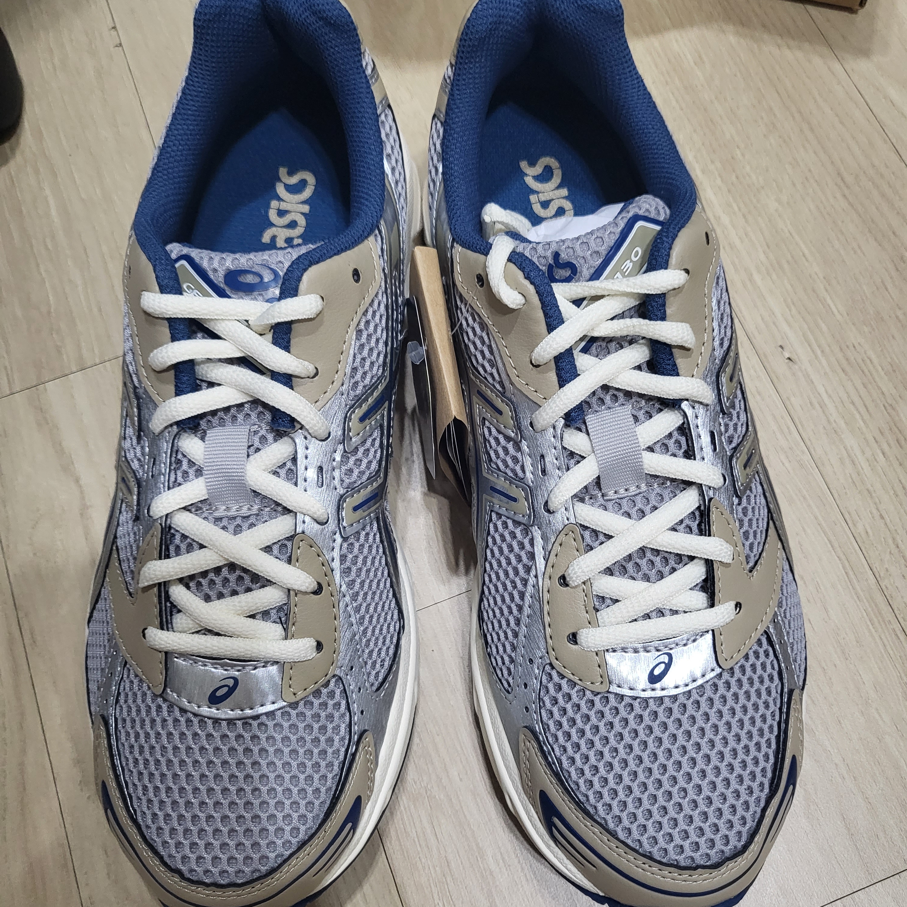 Asics Gel-1130 Oyster Grey Pure Silver 착용 스타일 - 3
