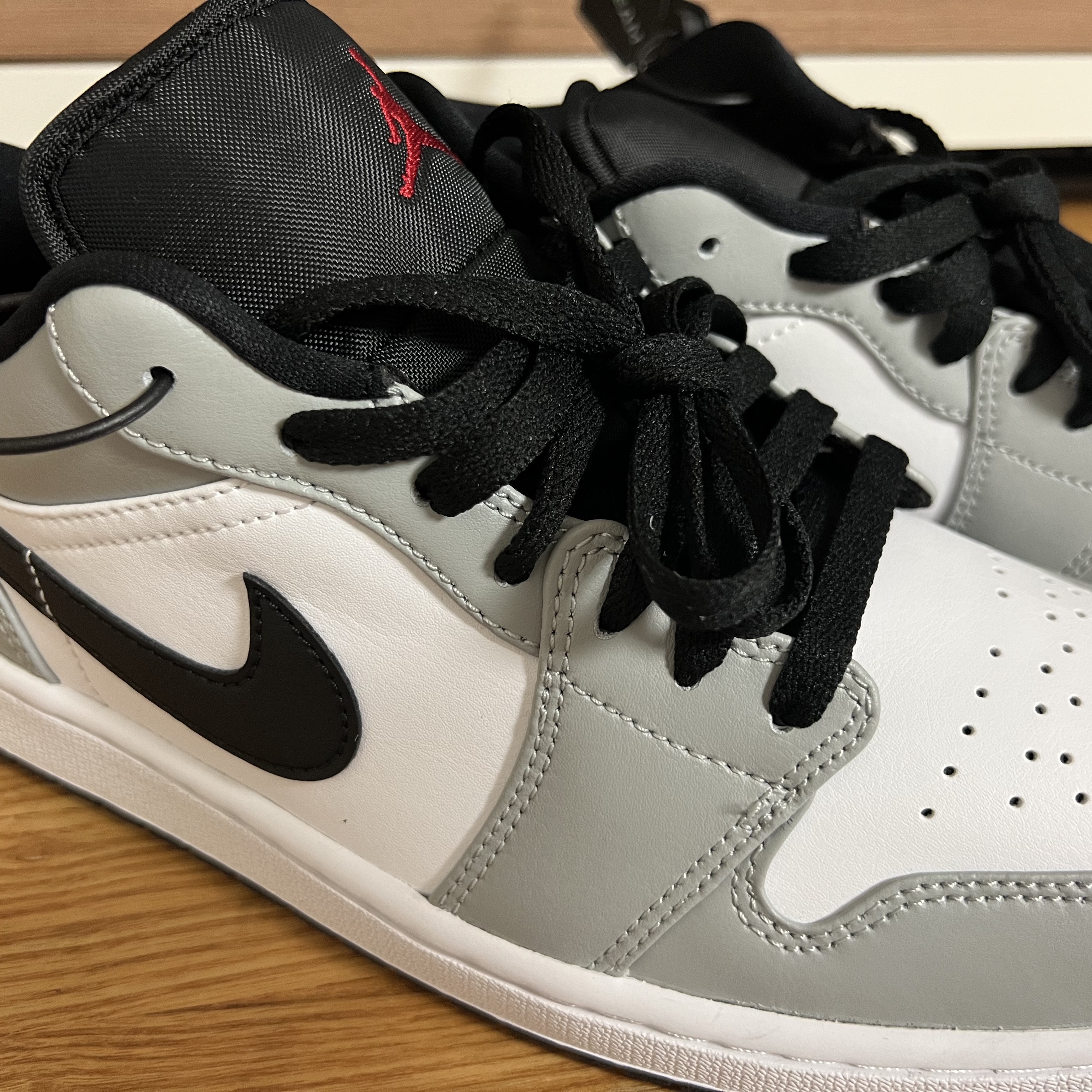 Jordan 1 Low Light Smoke Grey 착용 스타일 - 1