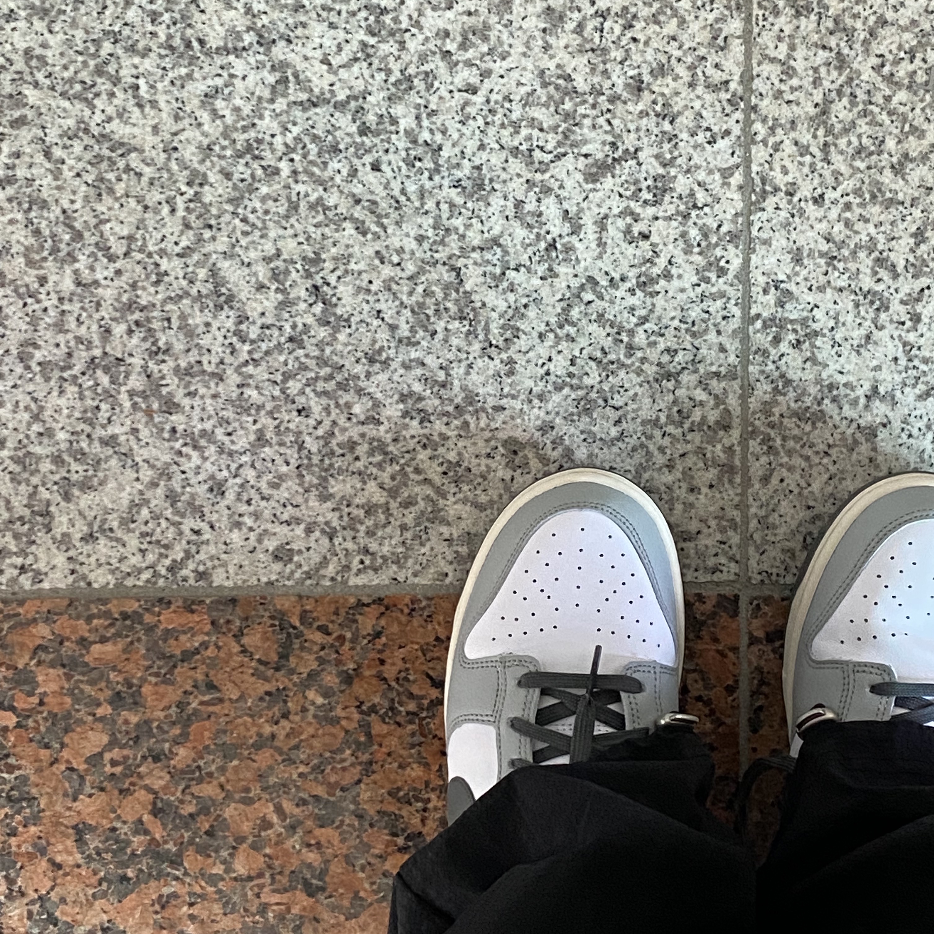 (W) Nike Dunk Low Light Smoke Grey 착용 스타일