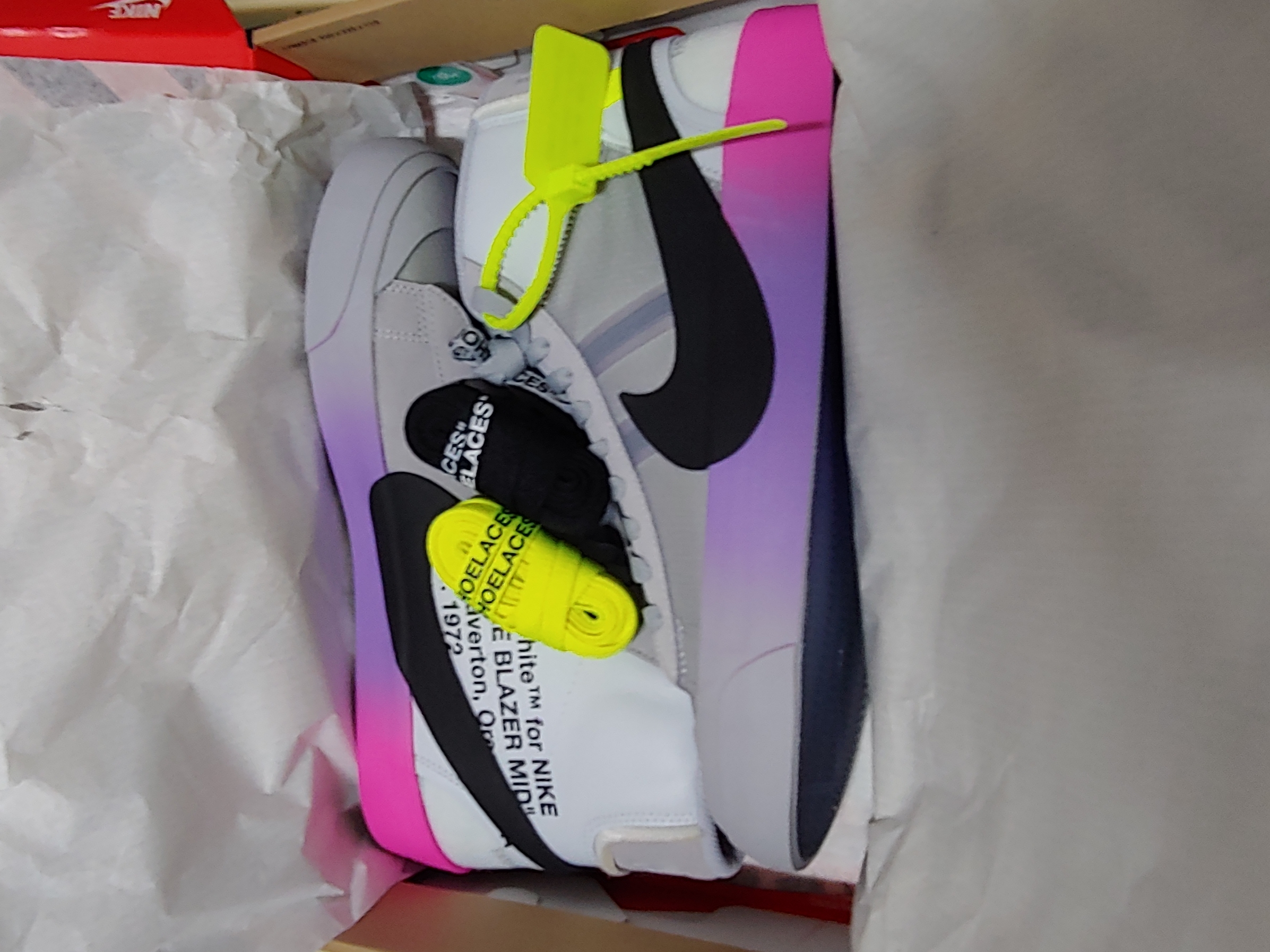 Nike x Off-White Blazer Mid Wolf Grey Serena Queen 착용 스타일 - 3
