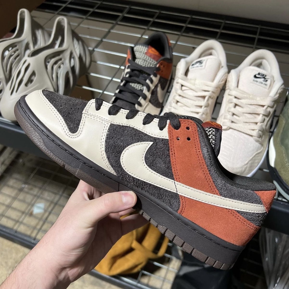 Nike Dunk Low PRM Head to Head, Nike Dunk Low Retro Grey Fog 착용 스타일 - 3