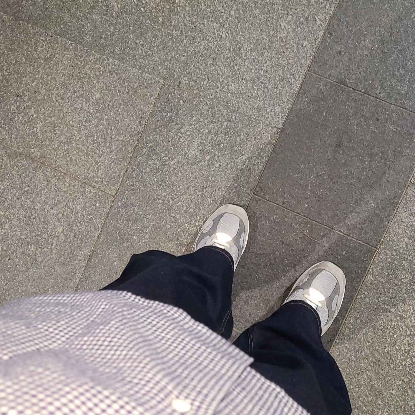 New Balance 992 Made in USA Grey - D Standard 착용 스타일 - 4