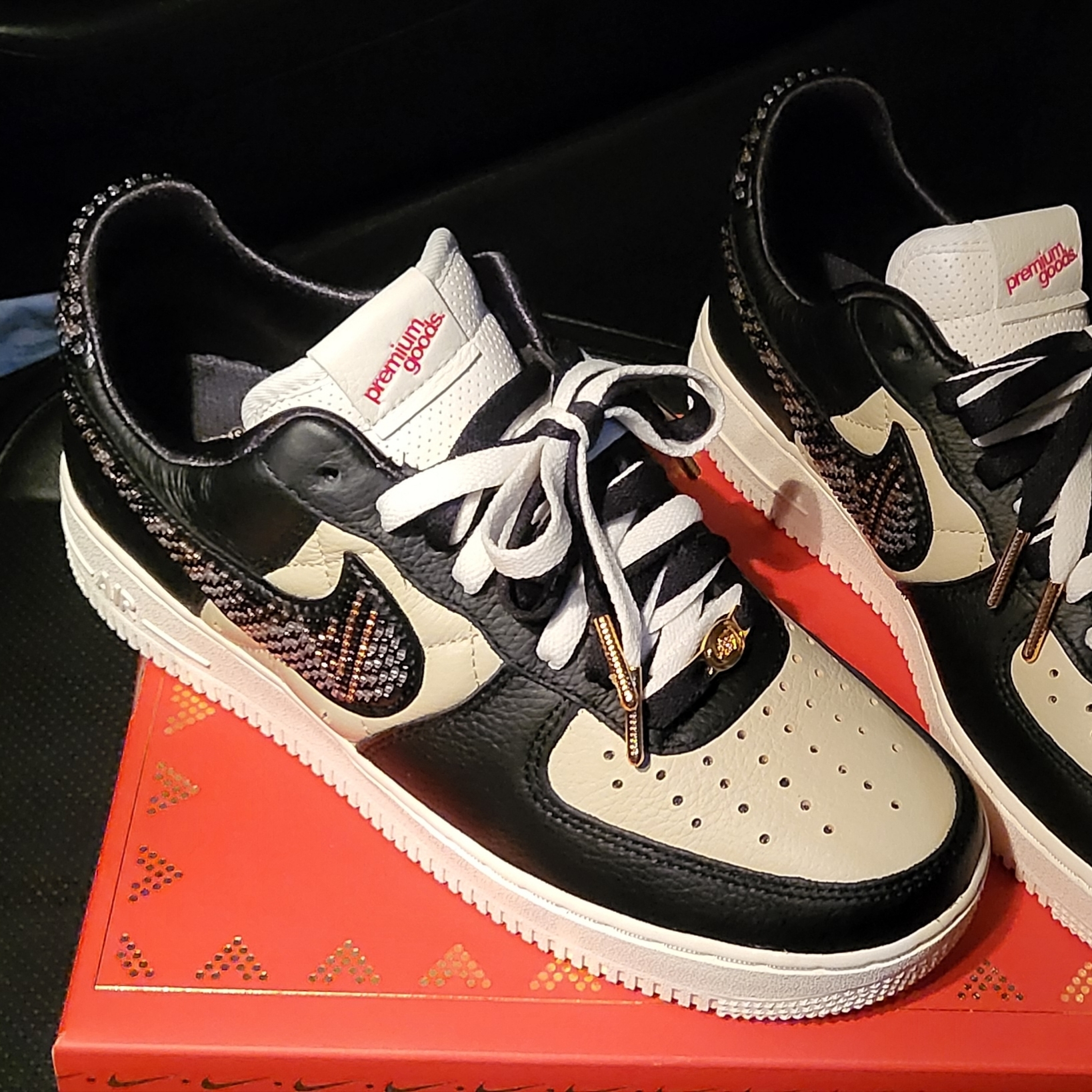 (W) Nike x Premium Goods Air Force 1 Low Black Sand 착용 스타일 - 2