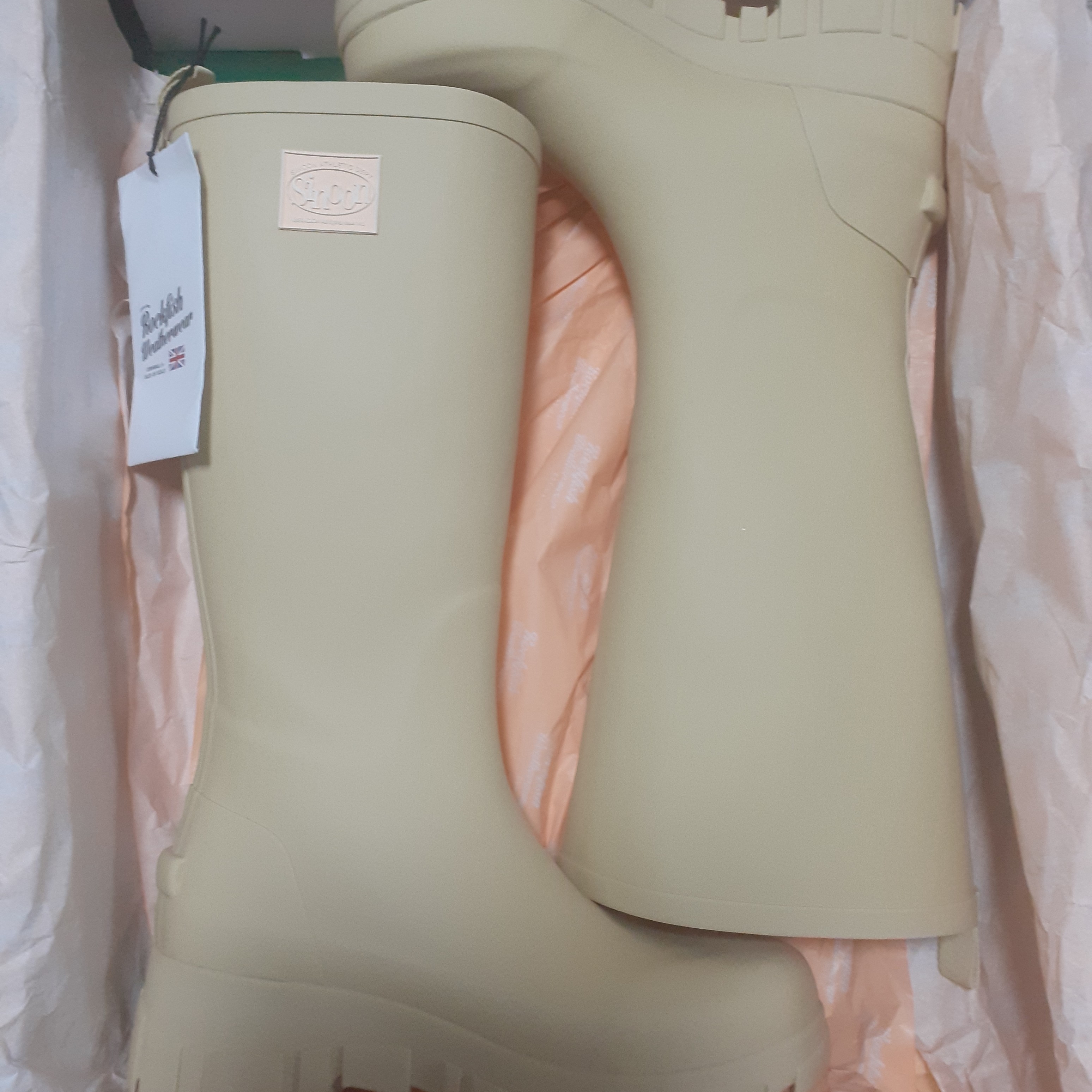 (W) Rockfishweatherwear x Sinoon Flatform Long Rain Boots Butter 착용 스타일