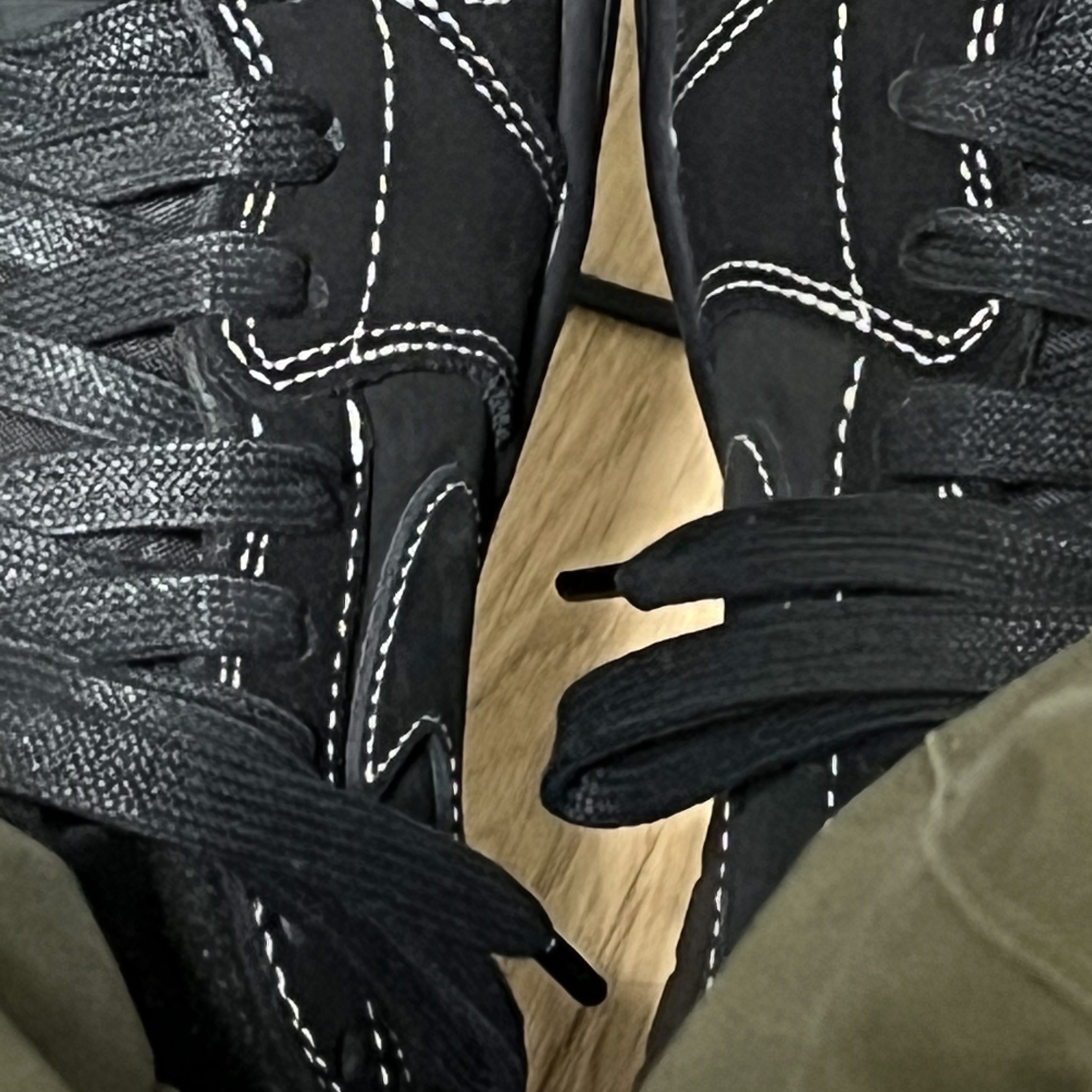 Jordan 1 x Travis Scott Retro Low OG SP Black Phantom 착용 스타일