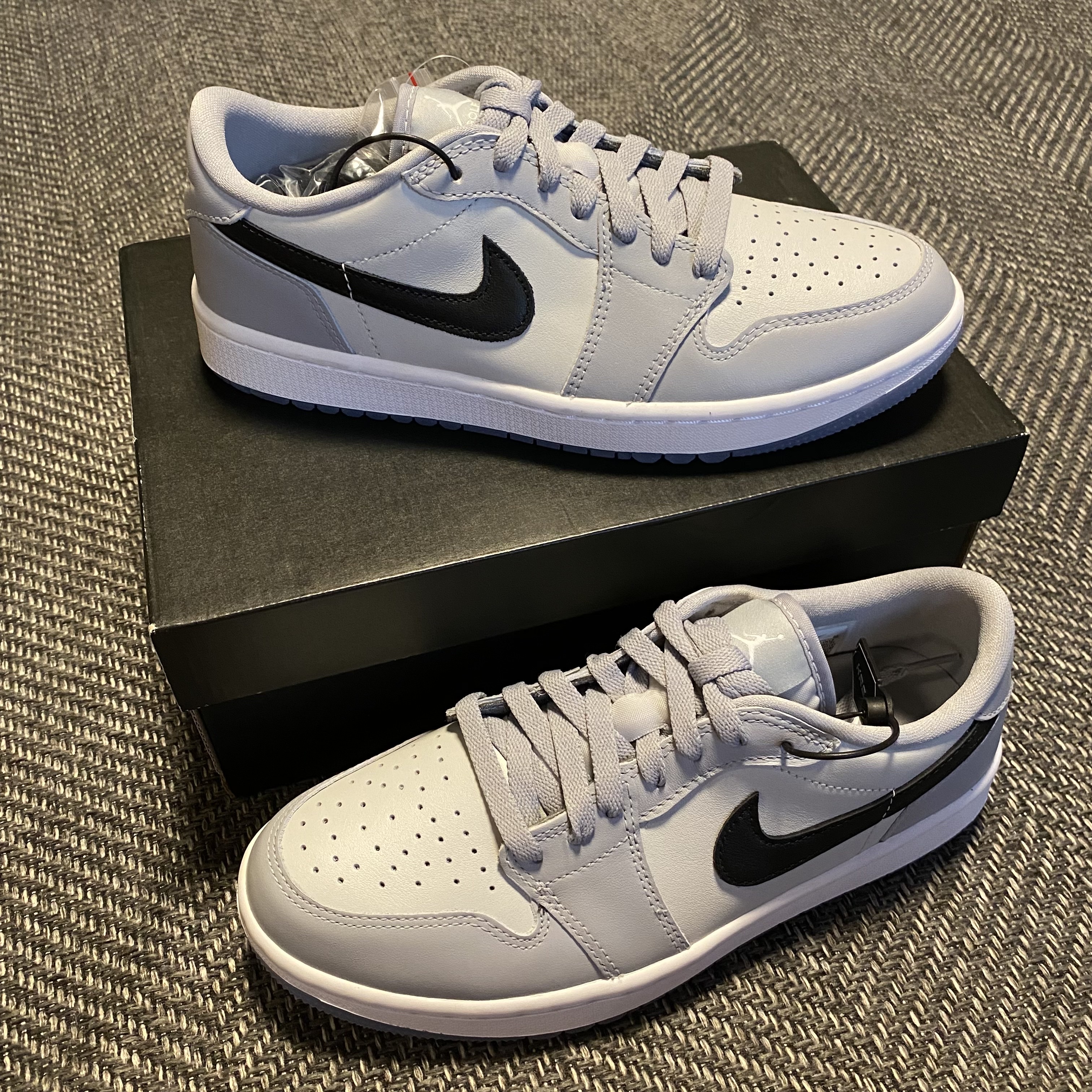 Jordan 1 Low Golf Wolf Grey 착용 스타일
