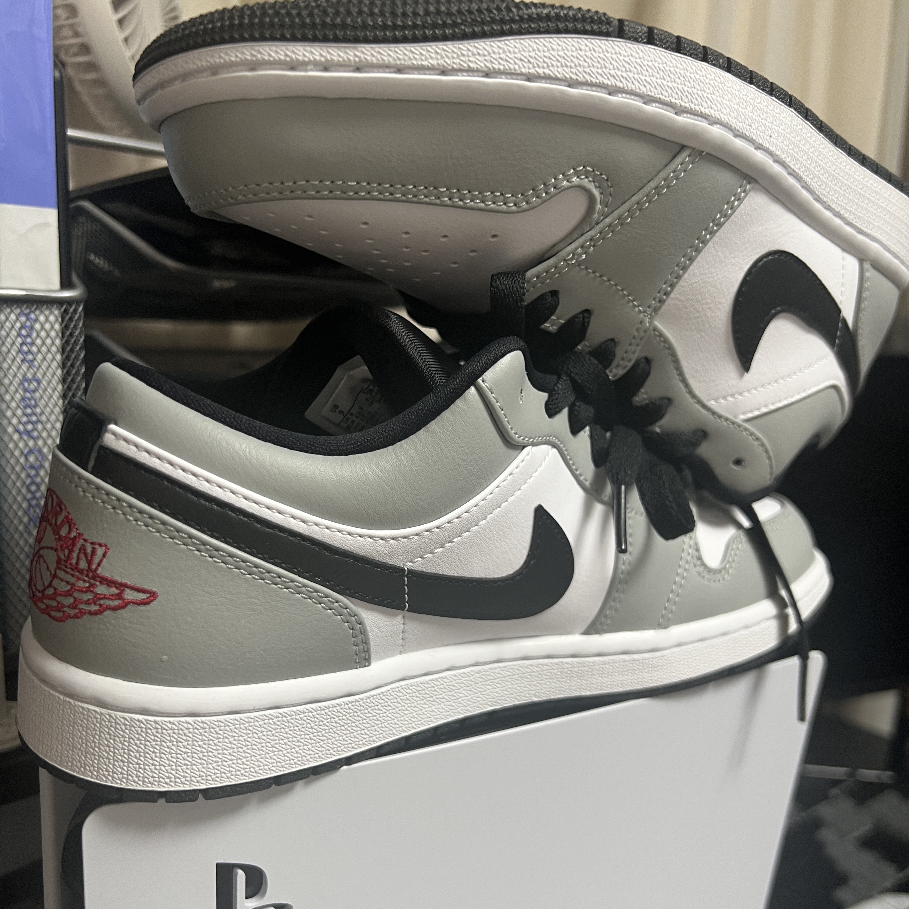 Jordan 1 Low Light Smoke Grey 착용 스타일