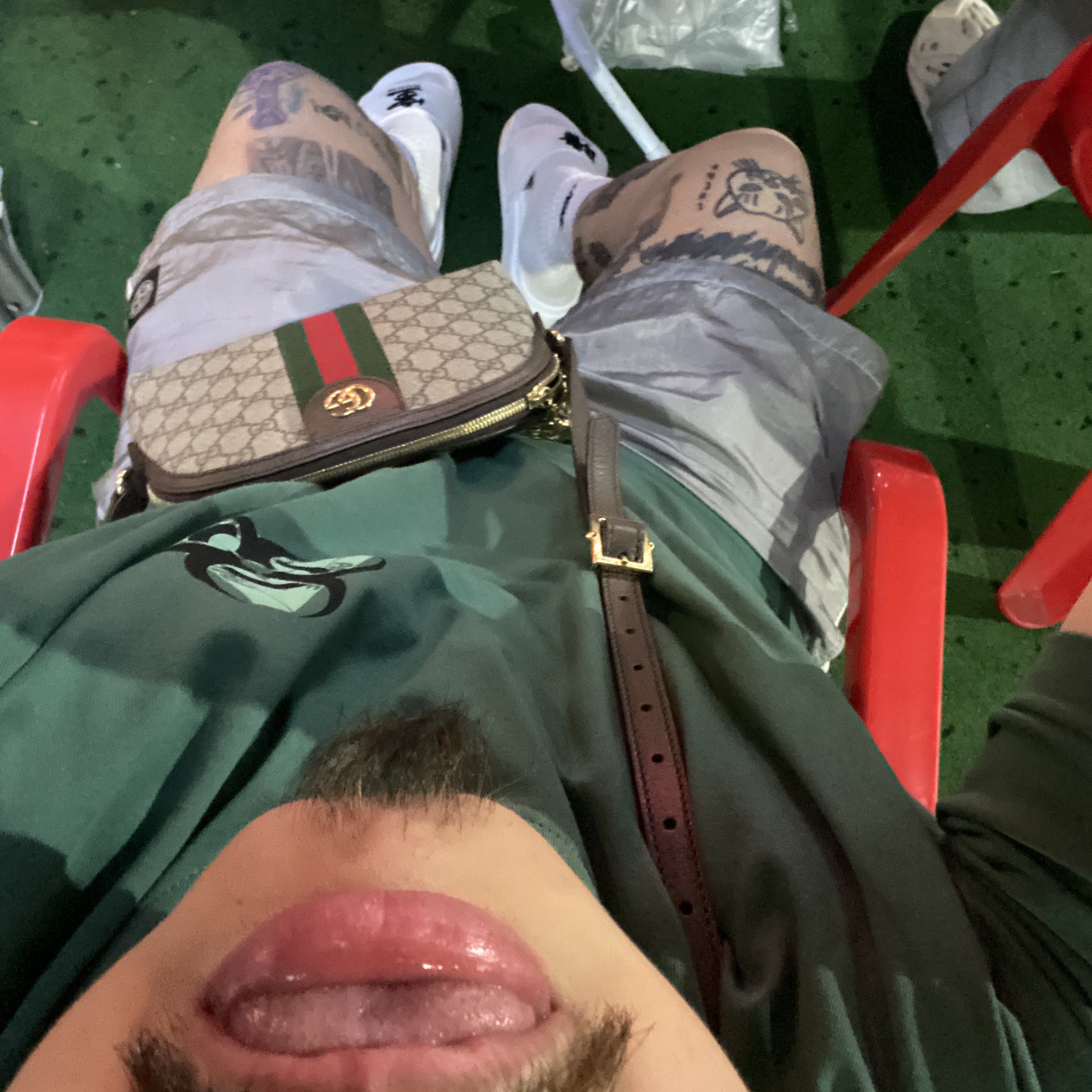 Palace Bio Hazard T-Shirt Green - 21SS, Darkr8m Studio Slides White 착용 스타일