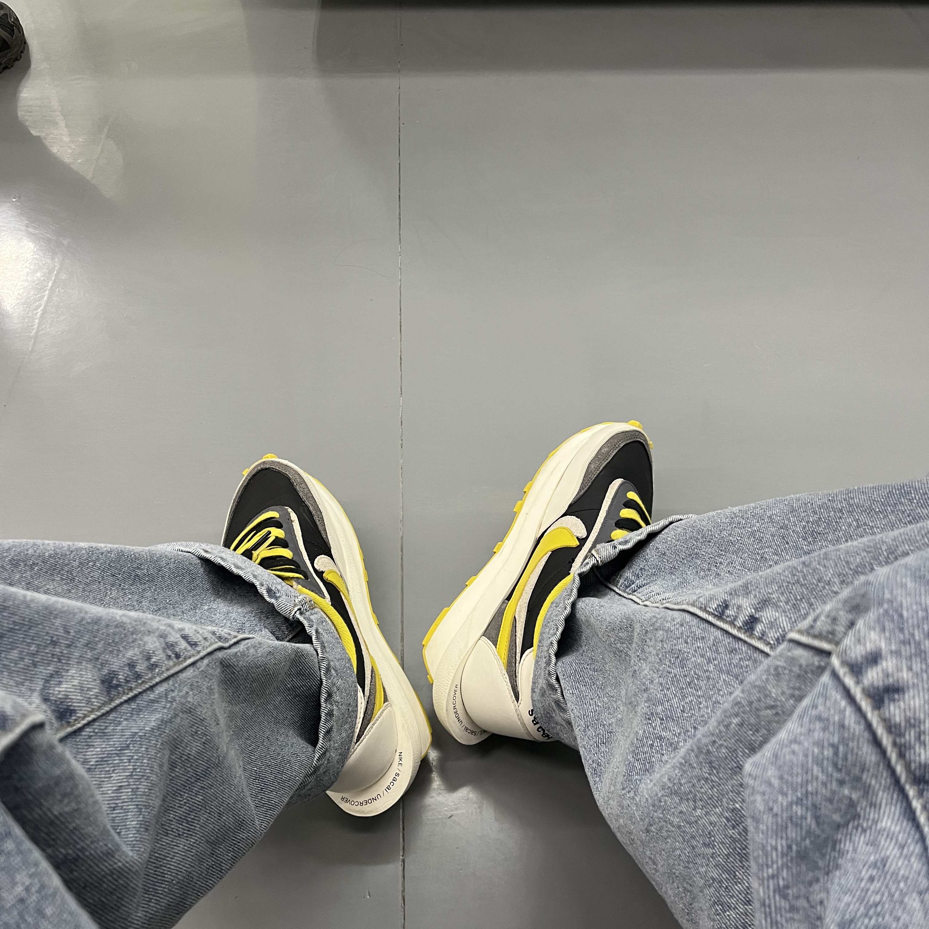 Nike x Sacai x Undercover LDWaffle Black Bright Citron 착용 스타일