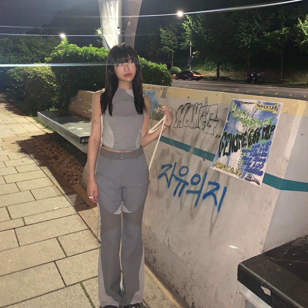Art of Field Bootscut Long Pants Blue Gray, Art of Field Bootscut Long Pants Black 착용 스타일