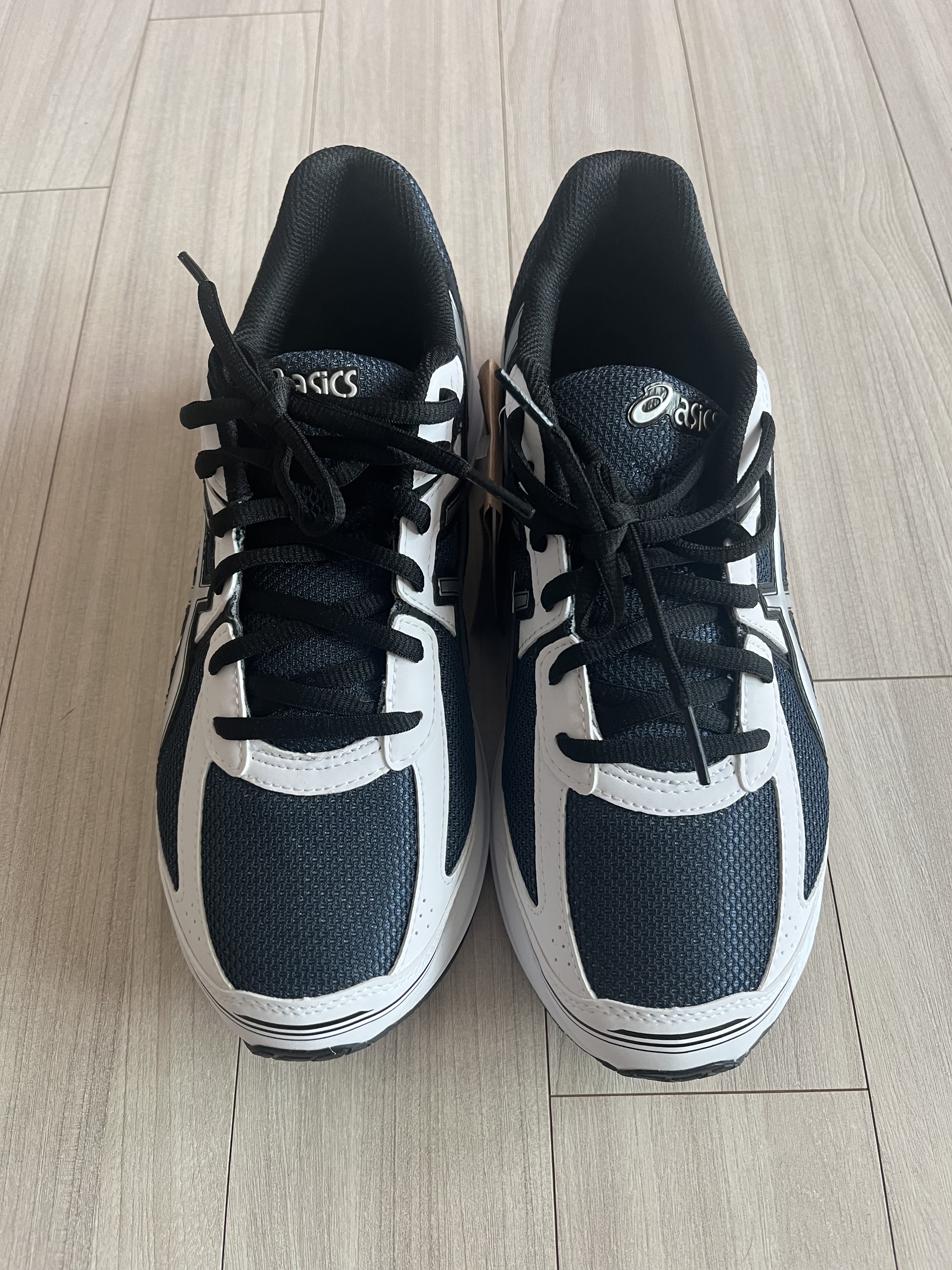 Asics Jog 100 S Navy Pure Silver - 2E Wide 착용 스타일 - 1