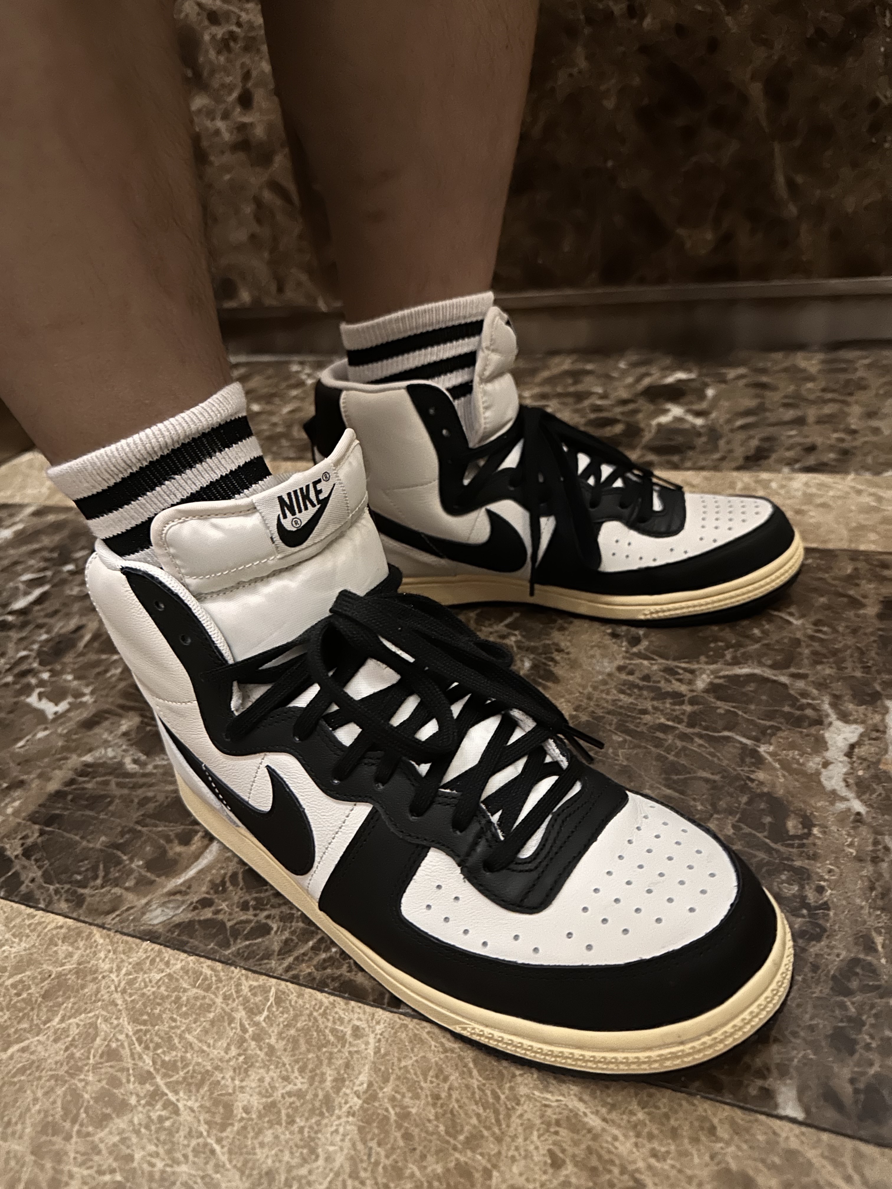 Nike Terminator High Black and Phantom, Stussy LA Mesh Back New Era Cap Black 착용 스타일 - 4