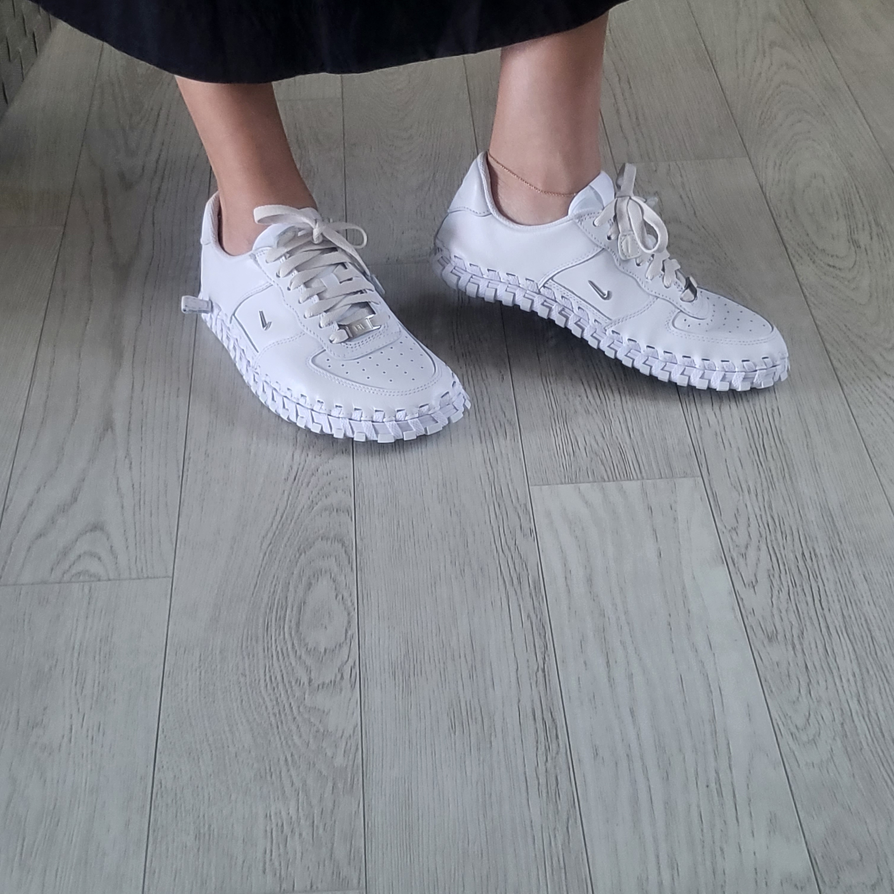 Nike x Jacquemus J Force 1 Low LX SP White 착용 스타일 - 2