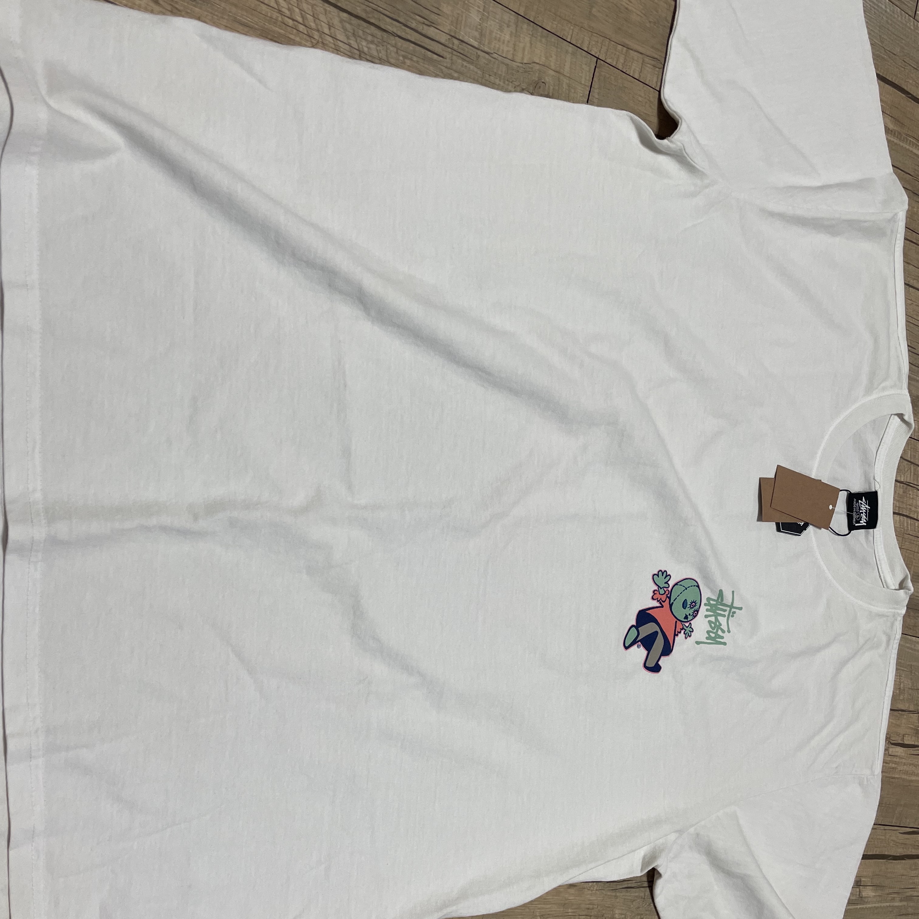 Stussy Dollie Pigment Dyed T-Shirt Natural 착용 스타일