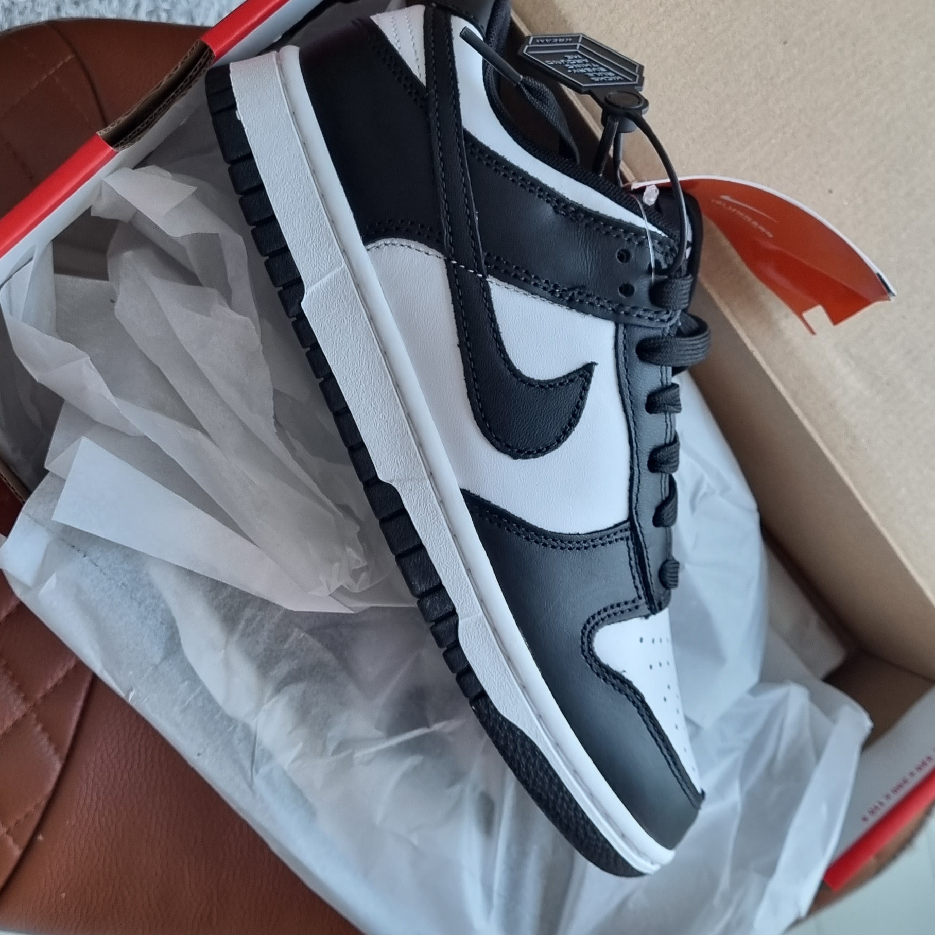 Nike Dunk Low Retro Black 착용 스타일