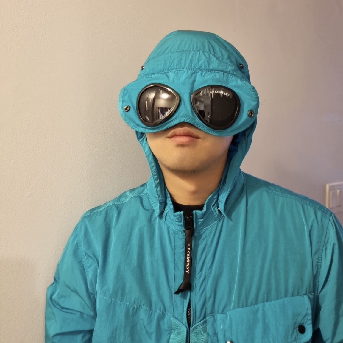 C.P. Company Chrome-R Goggle Overshirt Cobblestone - 23SS 착용 스타일