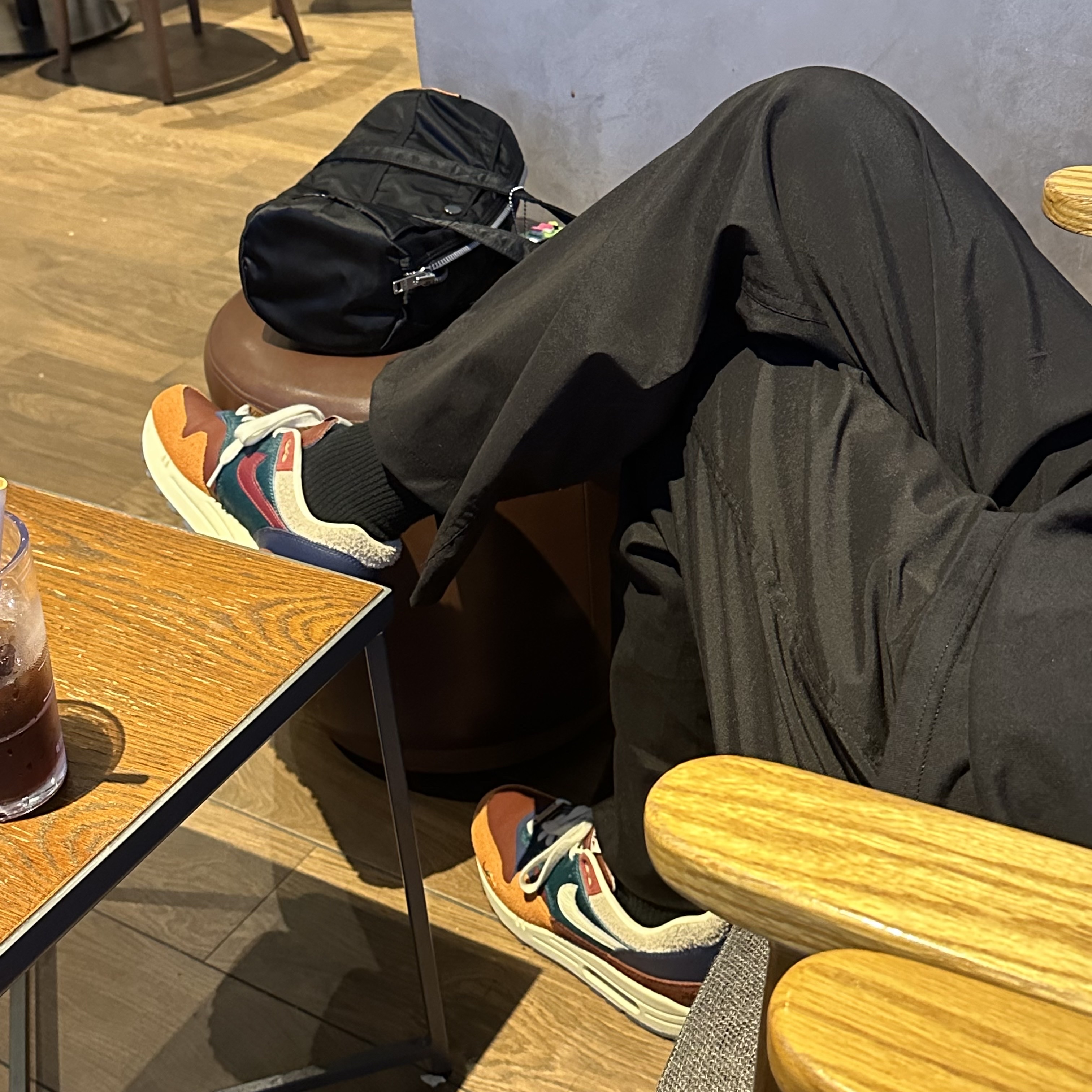 Palace Missing EU T-Shirt Grey Marl - 23SS, (W) Nike Dunk Low Vintage Midnight Navy 착용 스타일 - 2
