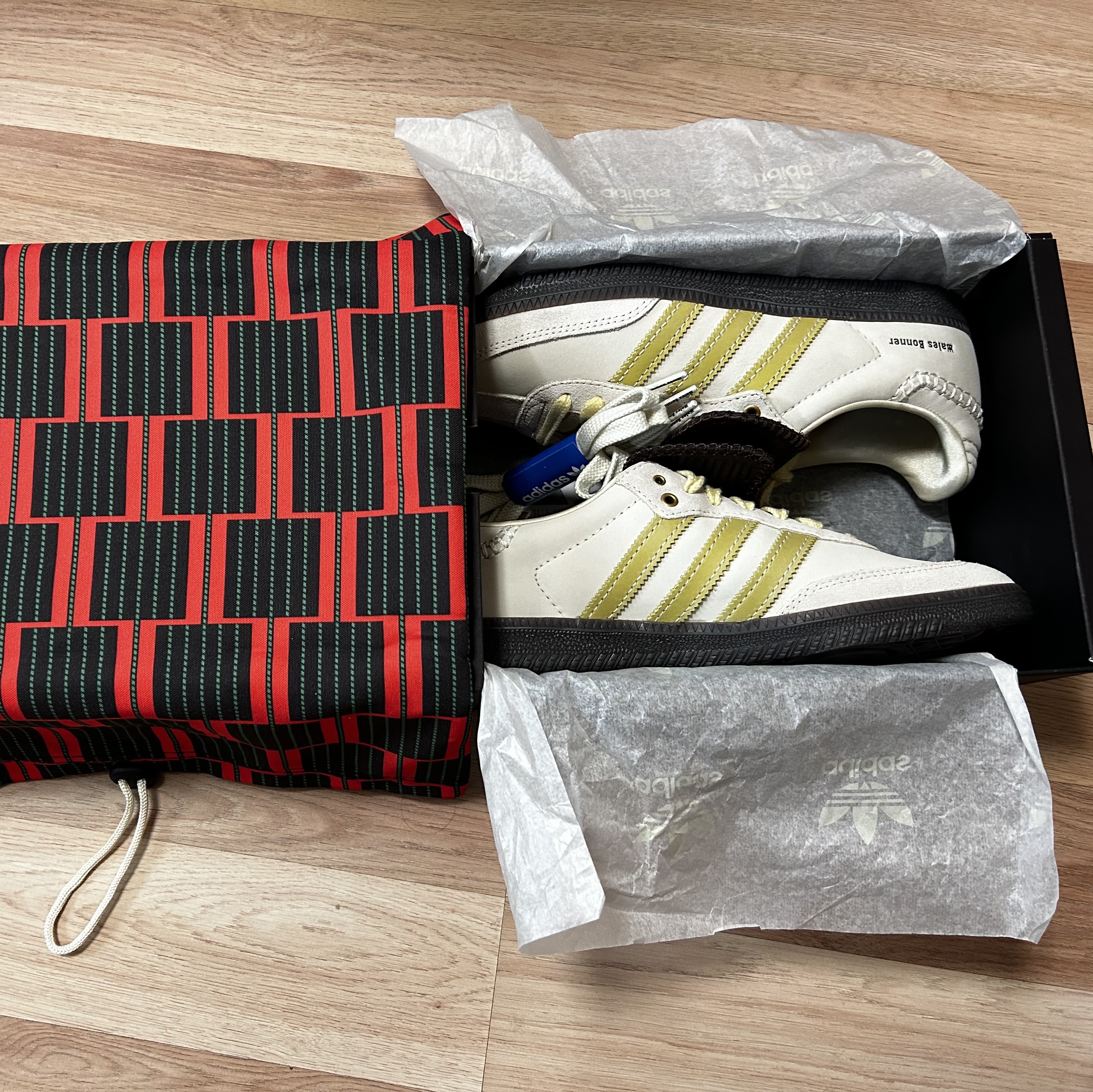 Adidas x Wales Bonner Samba Brown Ecru Tint 착용 스타일 - 4