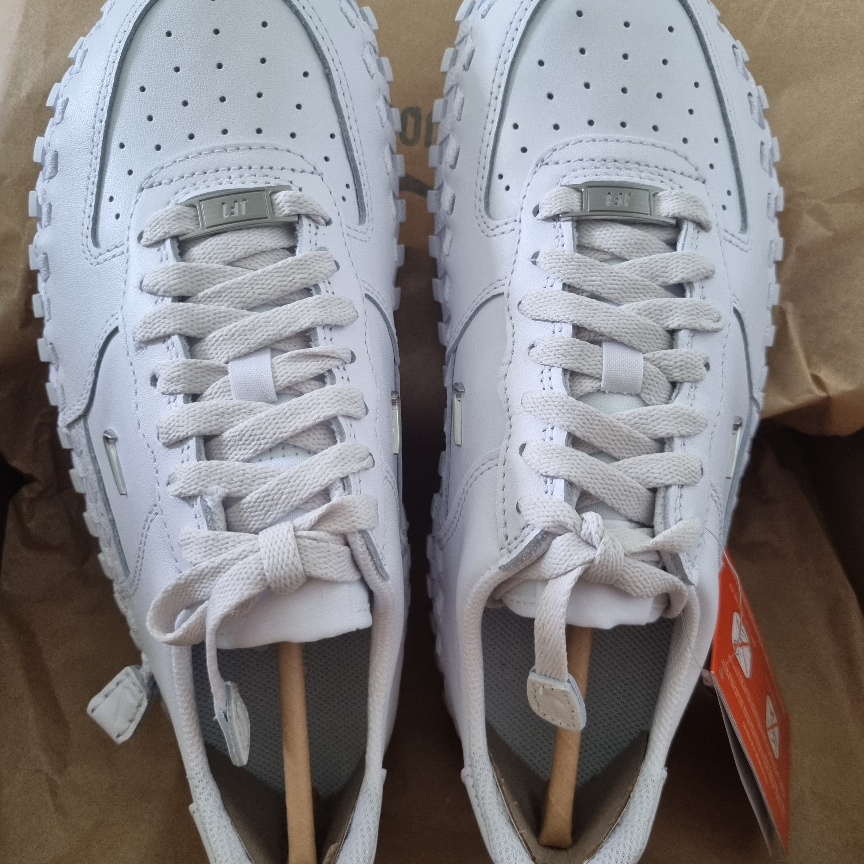 Nike x Jacquemus J Force 1 Low LX SP White 착용 스타일 - 3