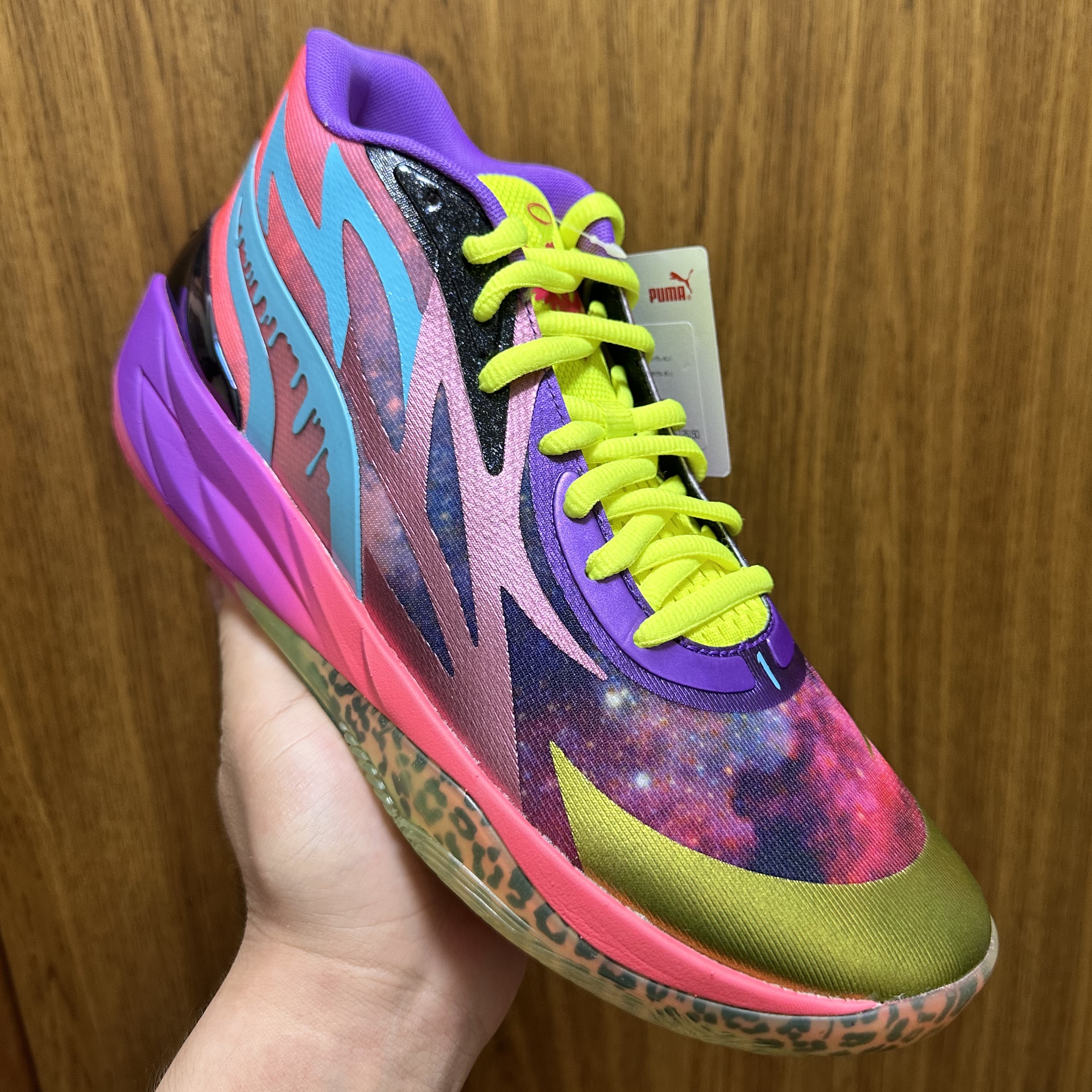 Puma MB.02 Be You Purple Glimmer Safety Yellow 착용 스타일 - 2