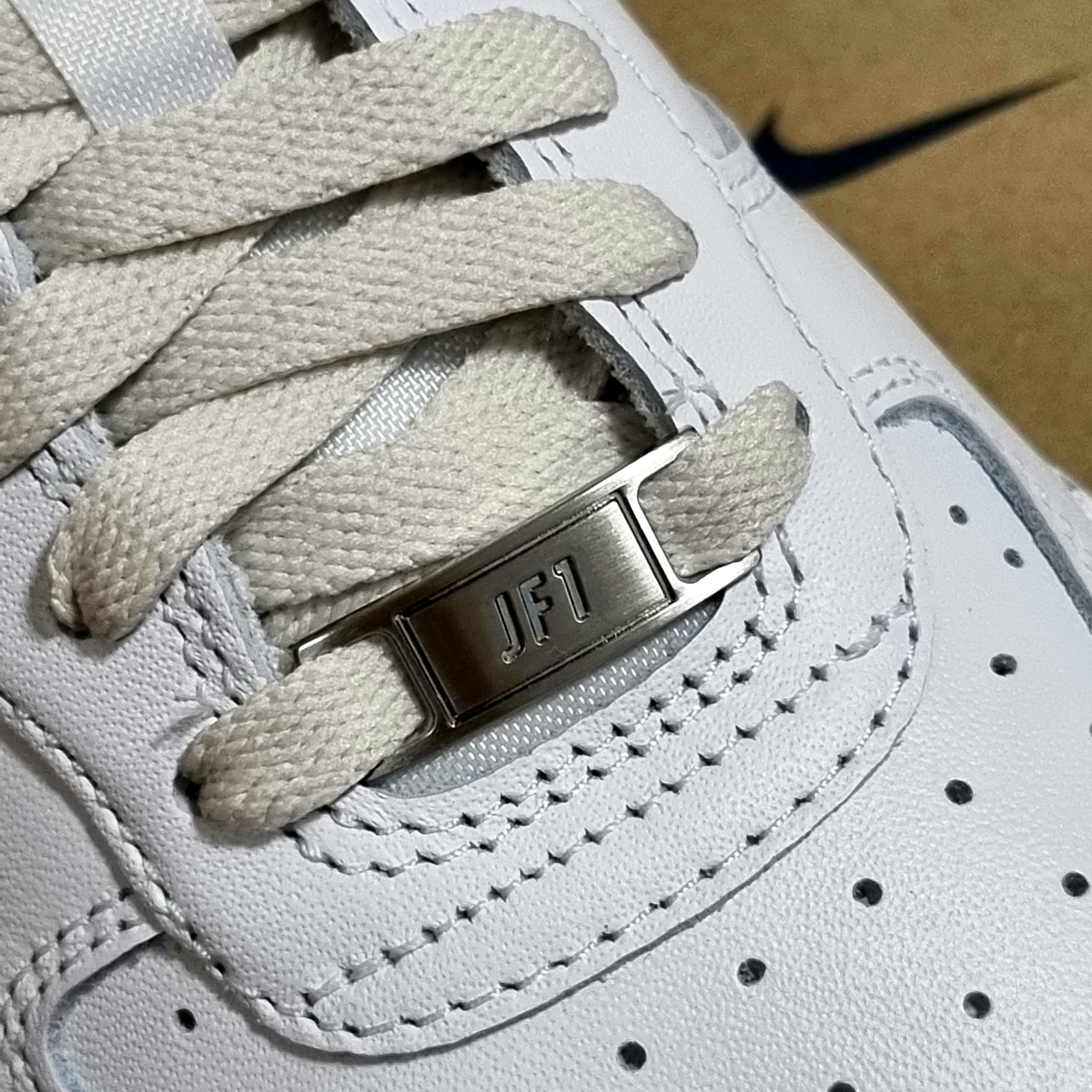 Nike x Jacquemus J Force 1 Low LX SP White 착용 스타일 - 1