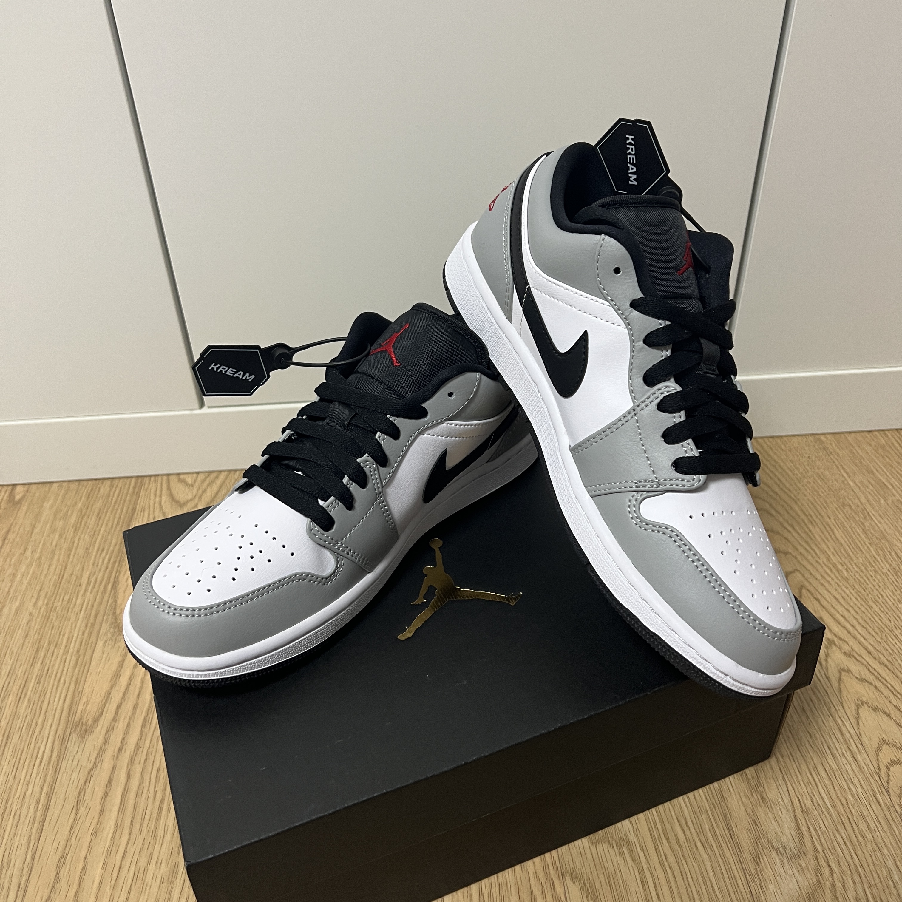 Jordan 1 Low Light Smoke Grey 착용 스타일