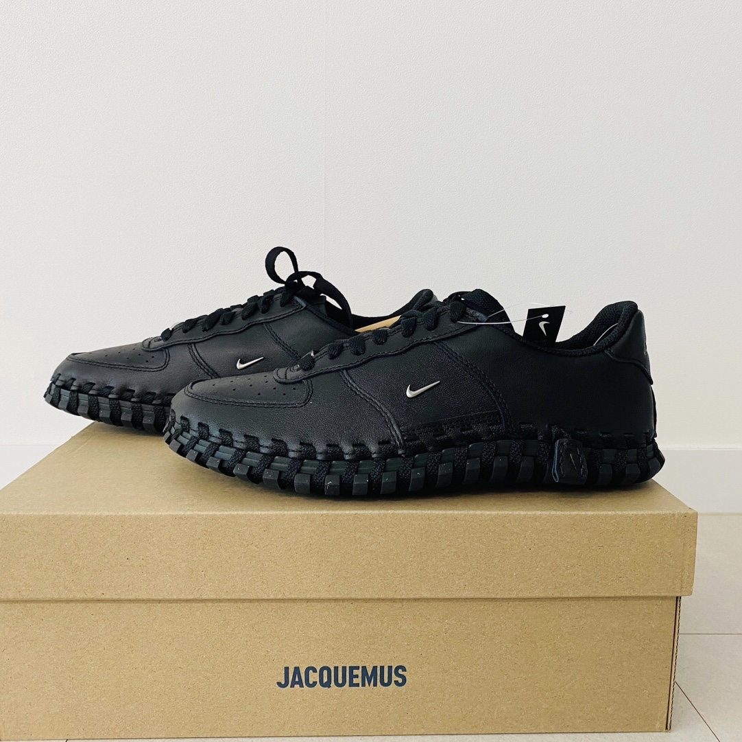 Nike x Jacquemus J Force 1 Low LX SP Black 착용 스타일 - 3