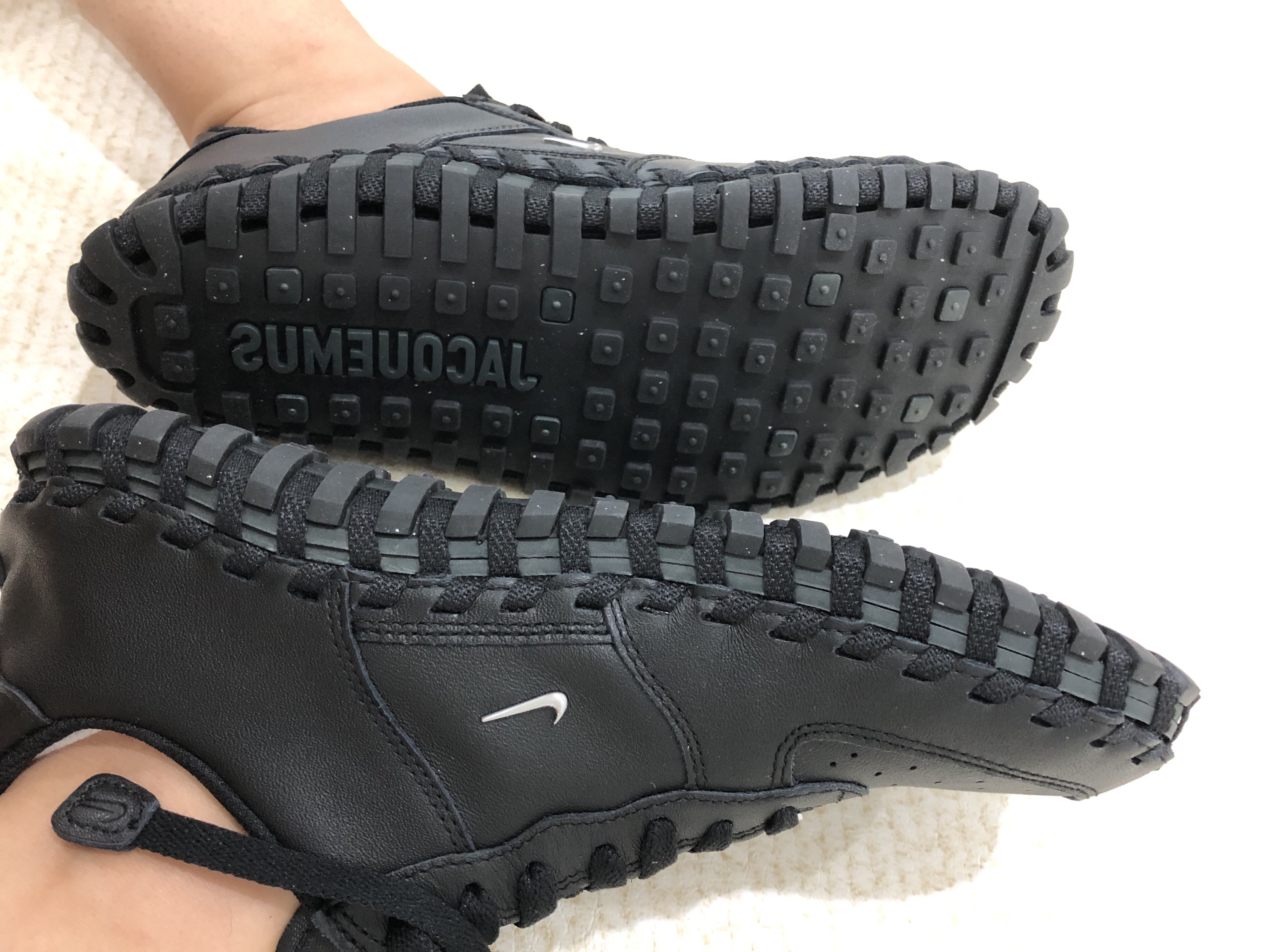 Nike x Jacquemus J Force 1 Low LX SP Black 착용 스타일 - 3
