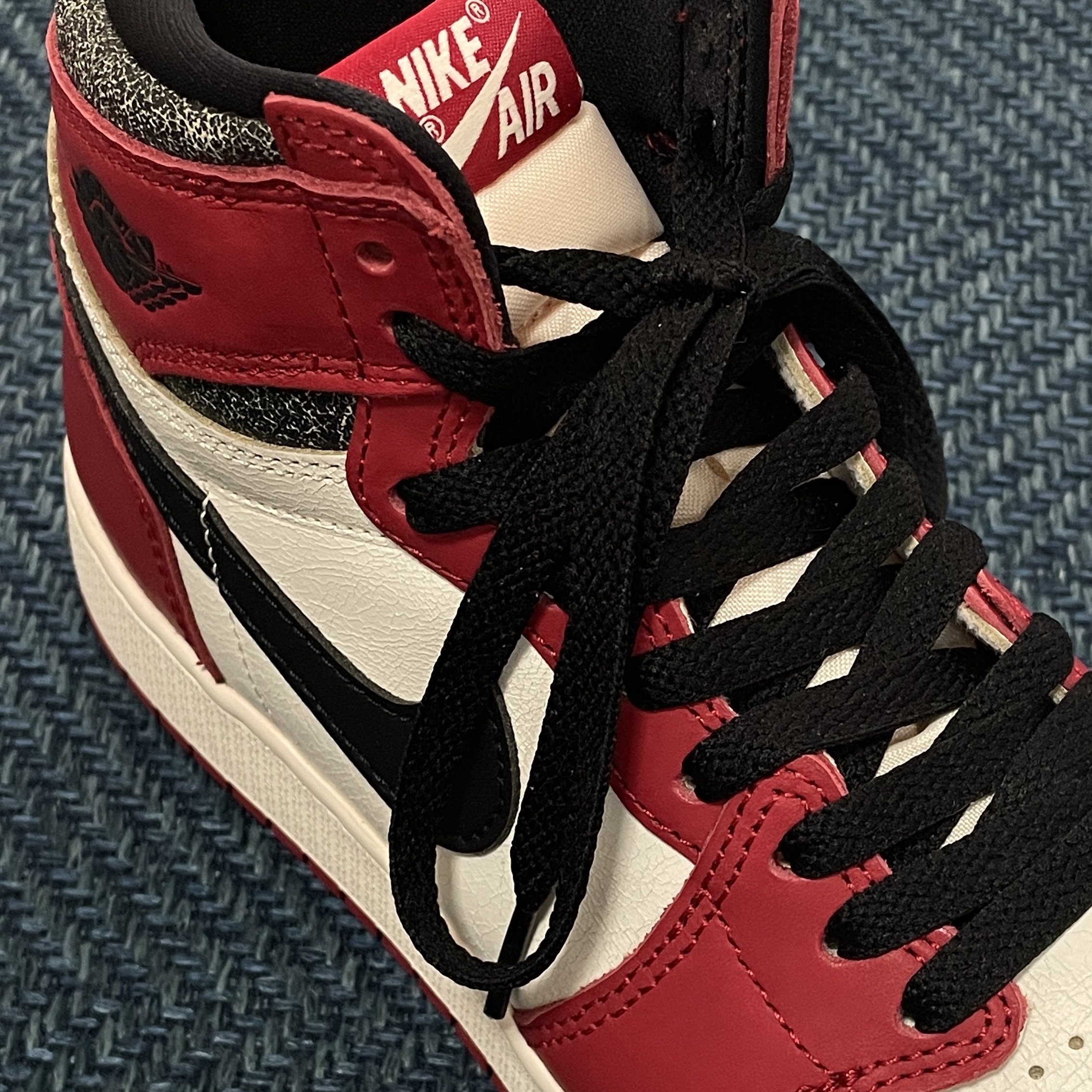 (GS) Jordan 1 Retro High OG Chicago 2022 착용 스타일 - 3