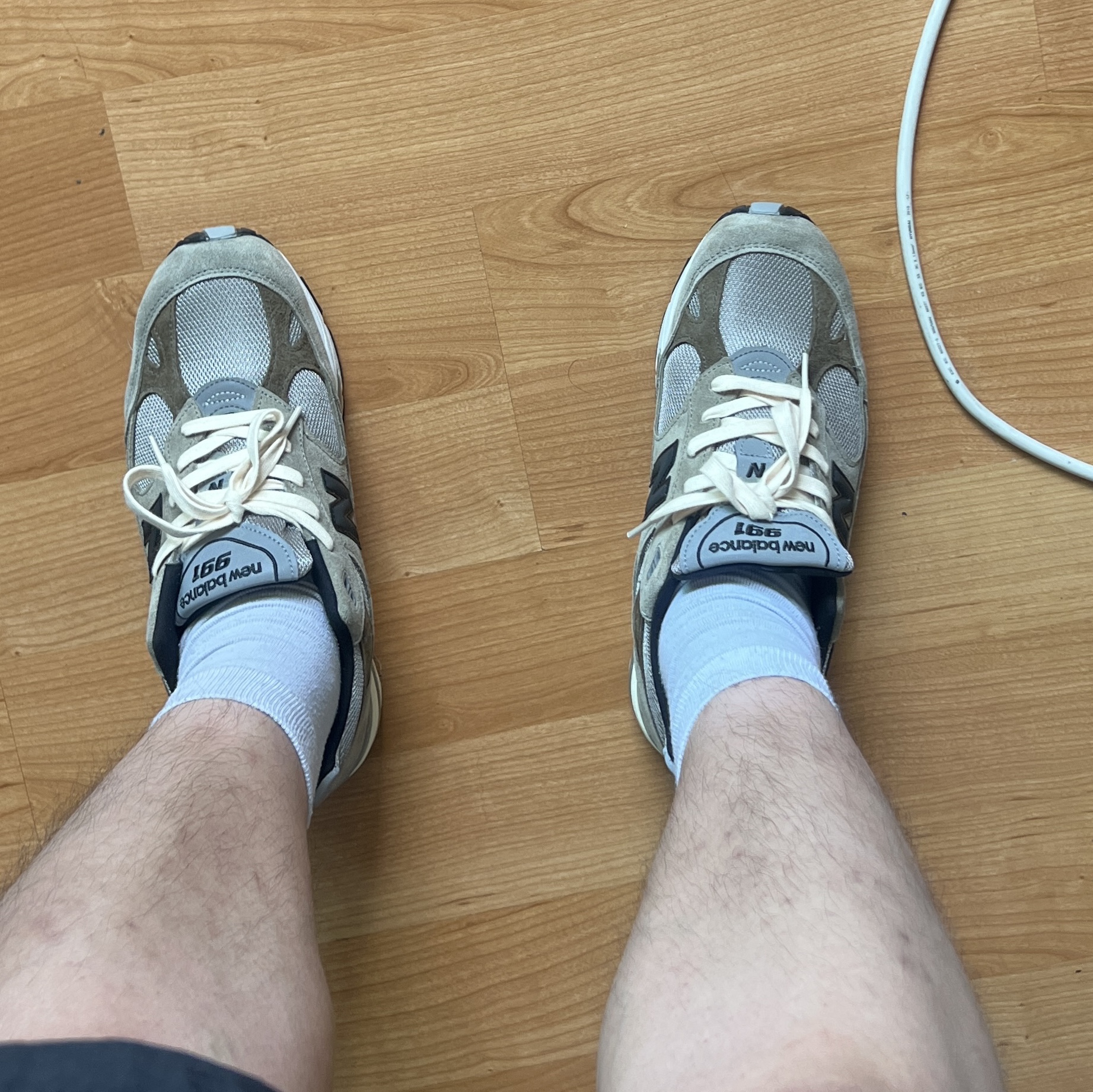 New Balance x JJJJound 991 Made in UK Grey 착용 스타일 - 2