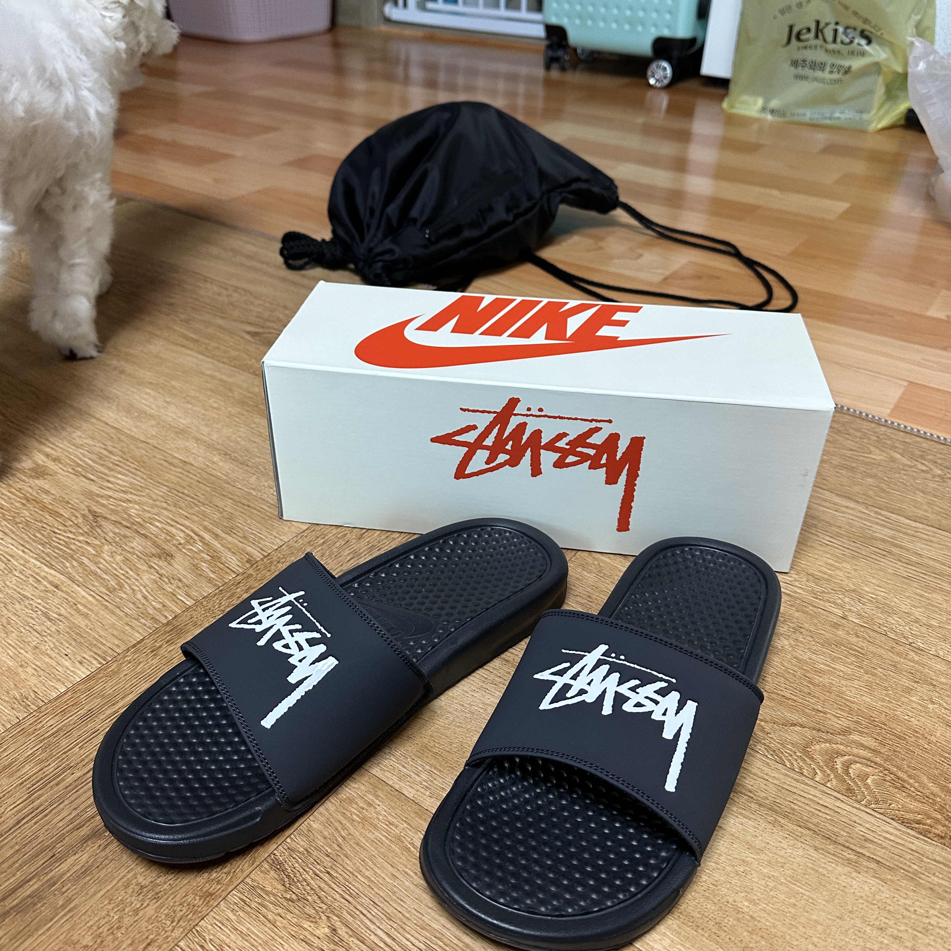 Nike x Stussy Benassi Slide Off Noir 착용 스타일