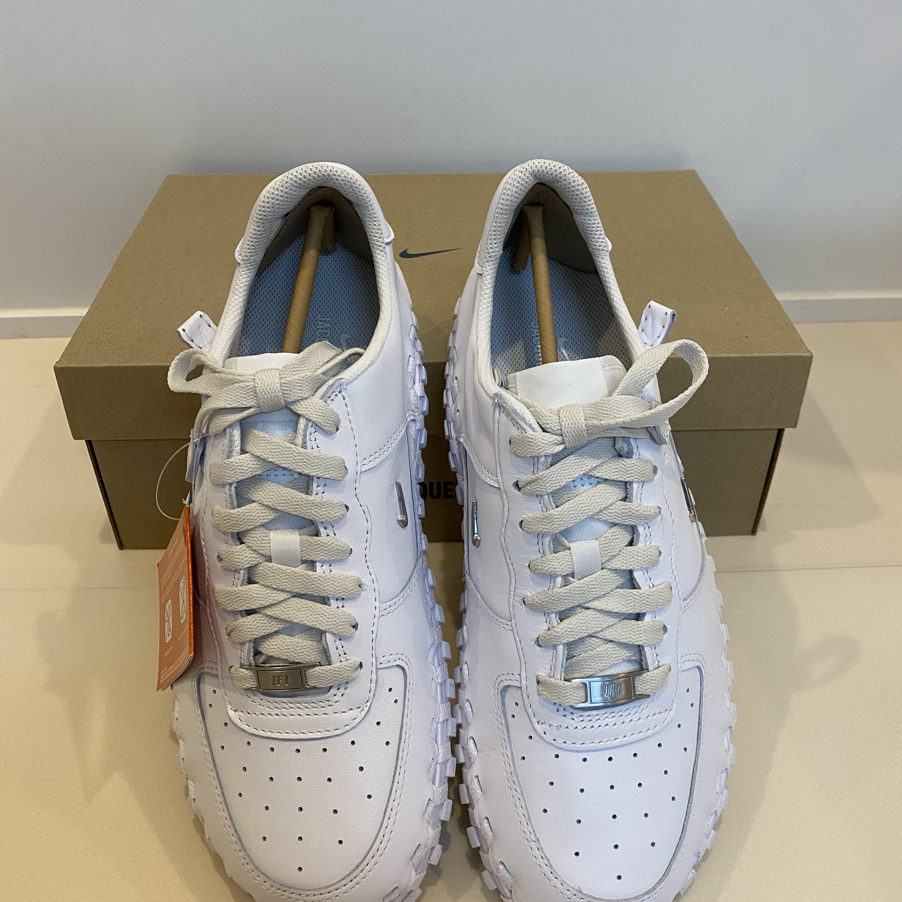 Nike x Jacquemus J Force 1 Low LX SP White 착용 스타일 - 4
