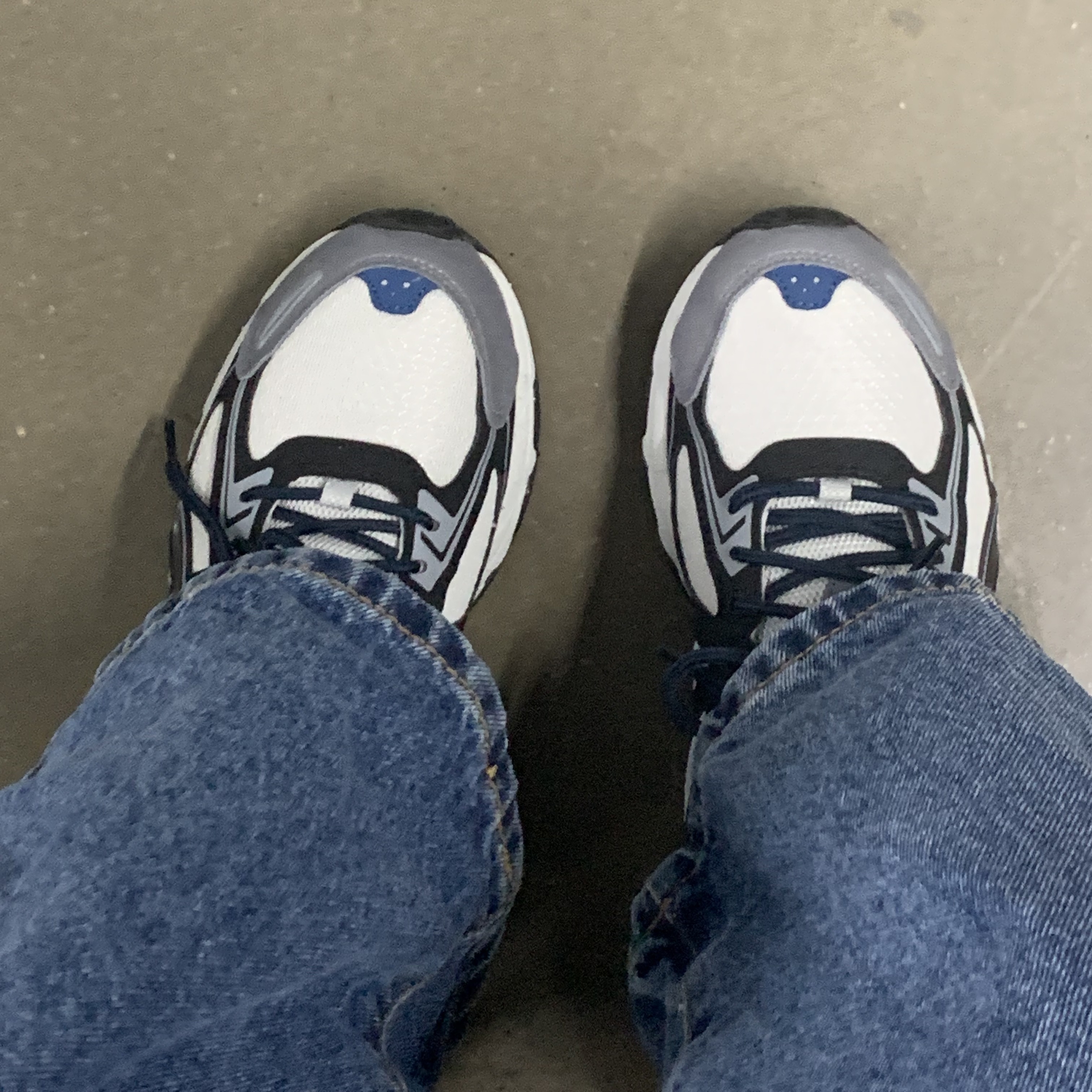 Asics Gel-Venture 6 SPS Glacier Grey 착용 스타일