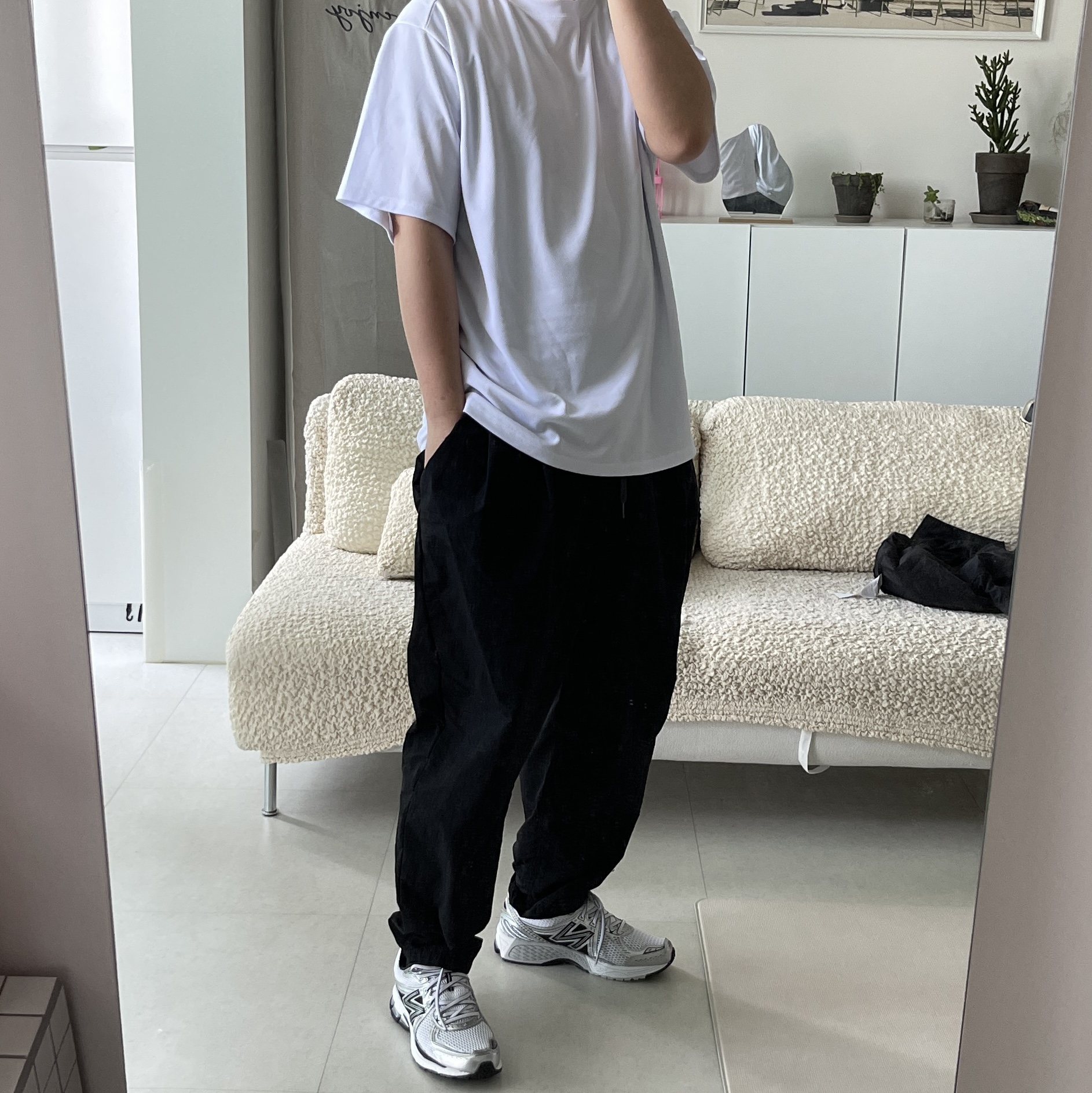 New Balance 860v2 White Black 착용 스타일