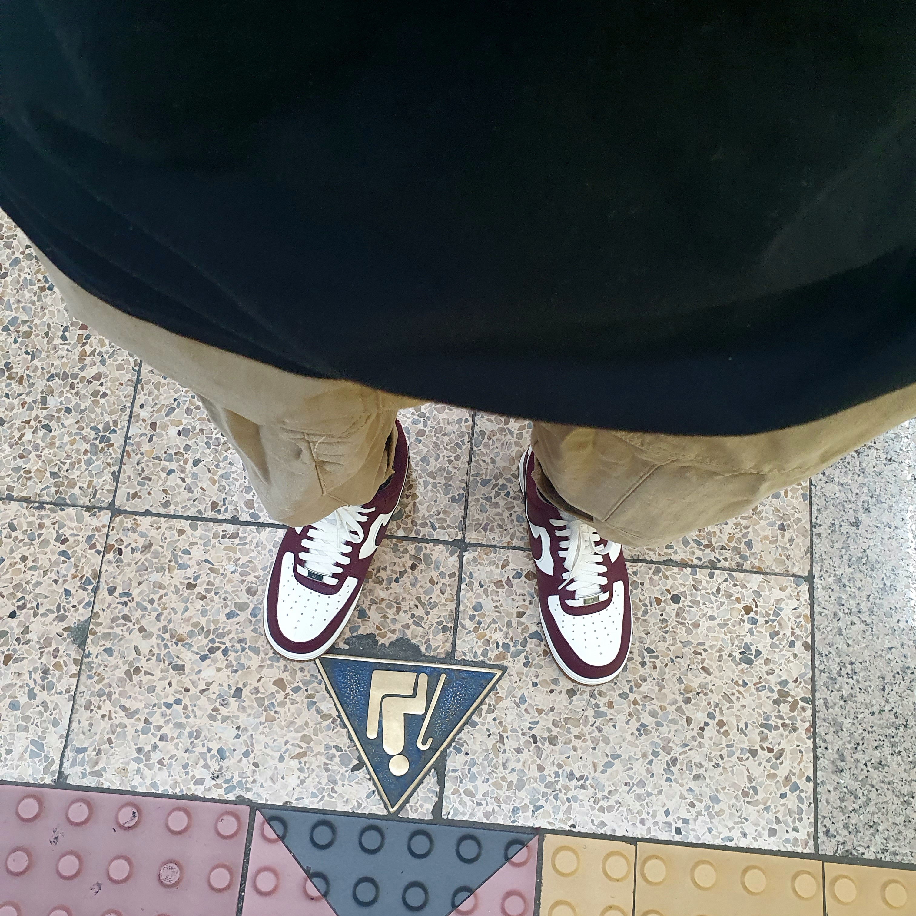 Nike Air Force 1 '07 LV8 Night Maroon ์ฐฉ์ฉ ์คํ์ผ - 1