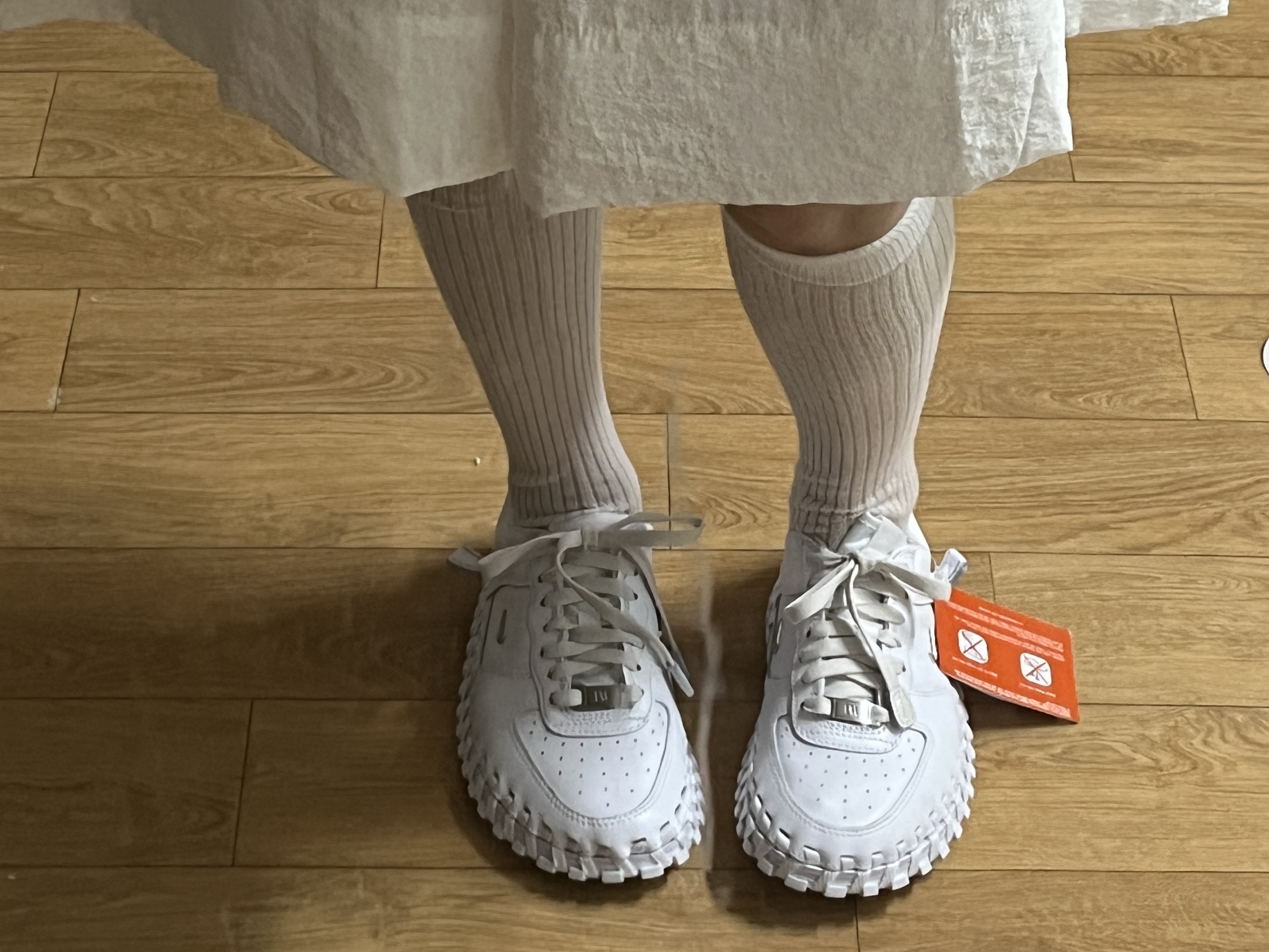 Nike x Jacquemus J Force 1 Low LX SP White 착용 스타일 - 4